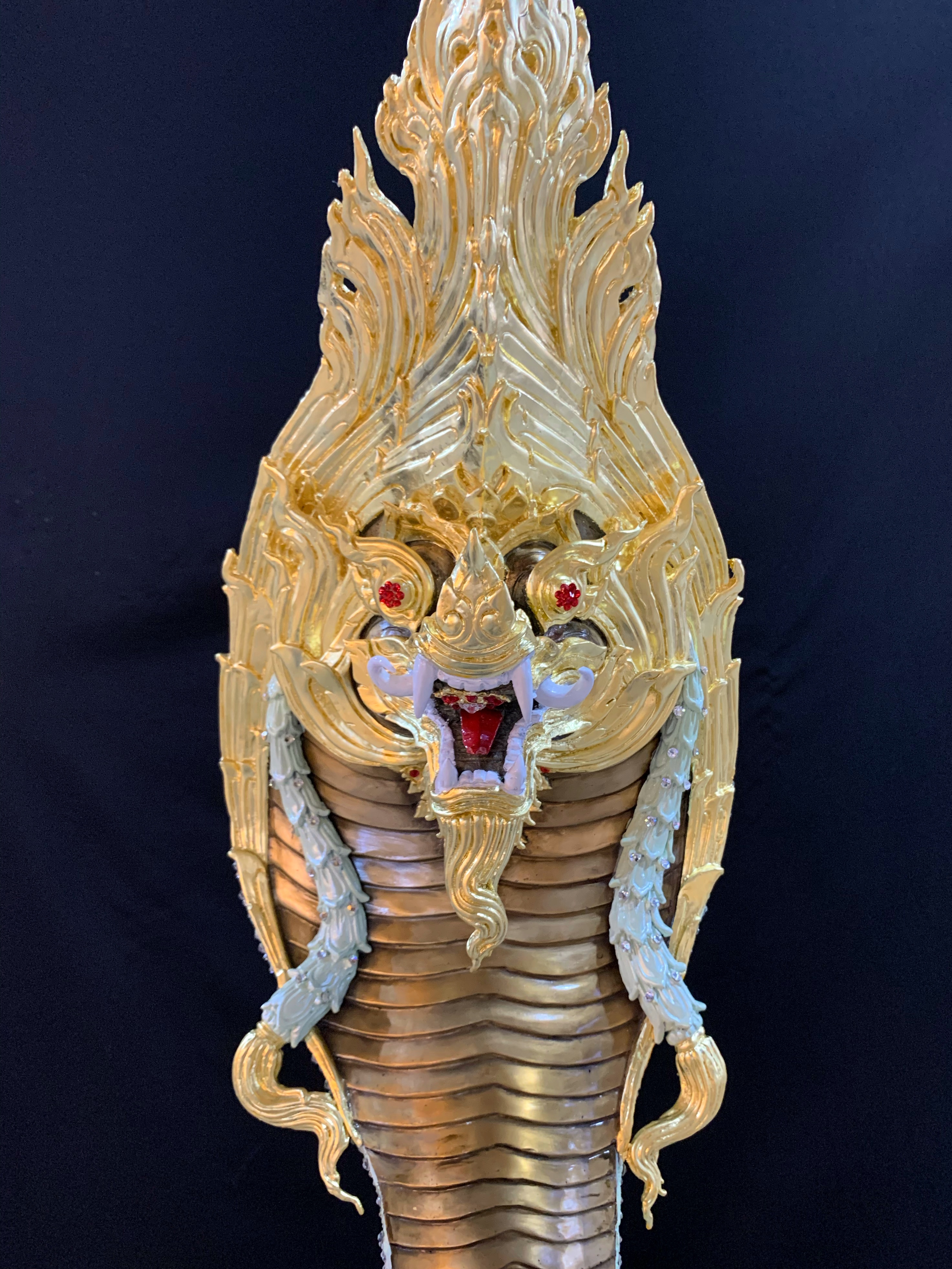 พญานาค สูง 149 cm.