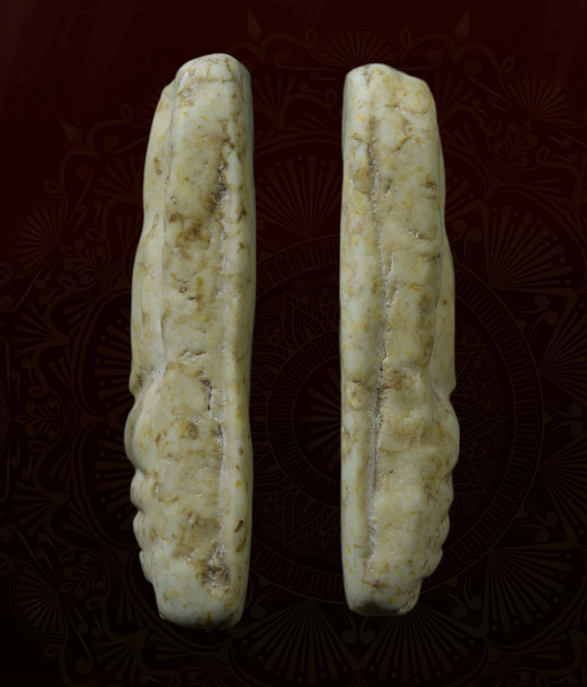 พระเนื้อผงอินโดจีน หลวงปุู่เผือก