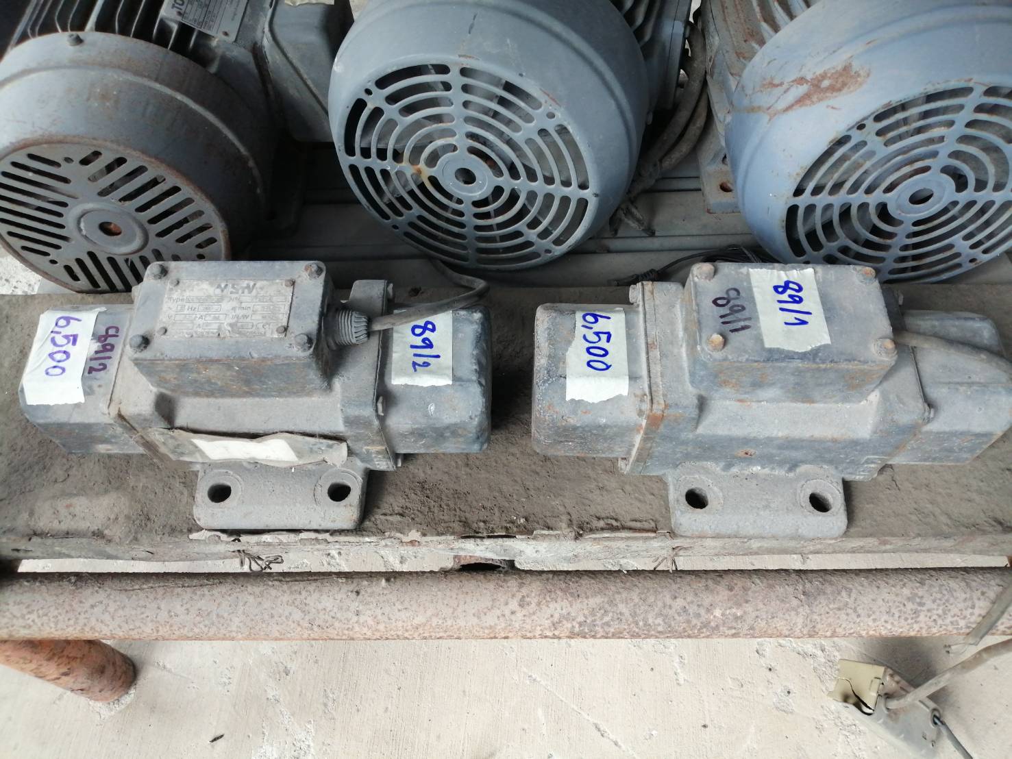 มอเตอร์เก่า เขย่าสั้น(ตัวเล็ก)