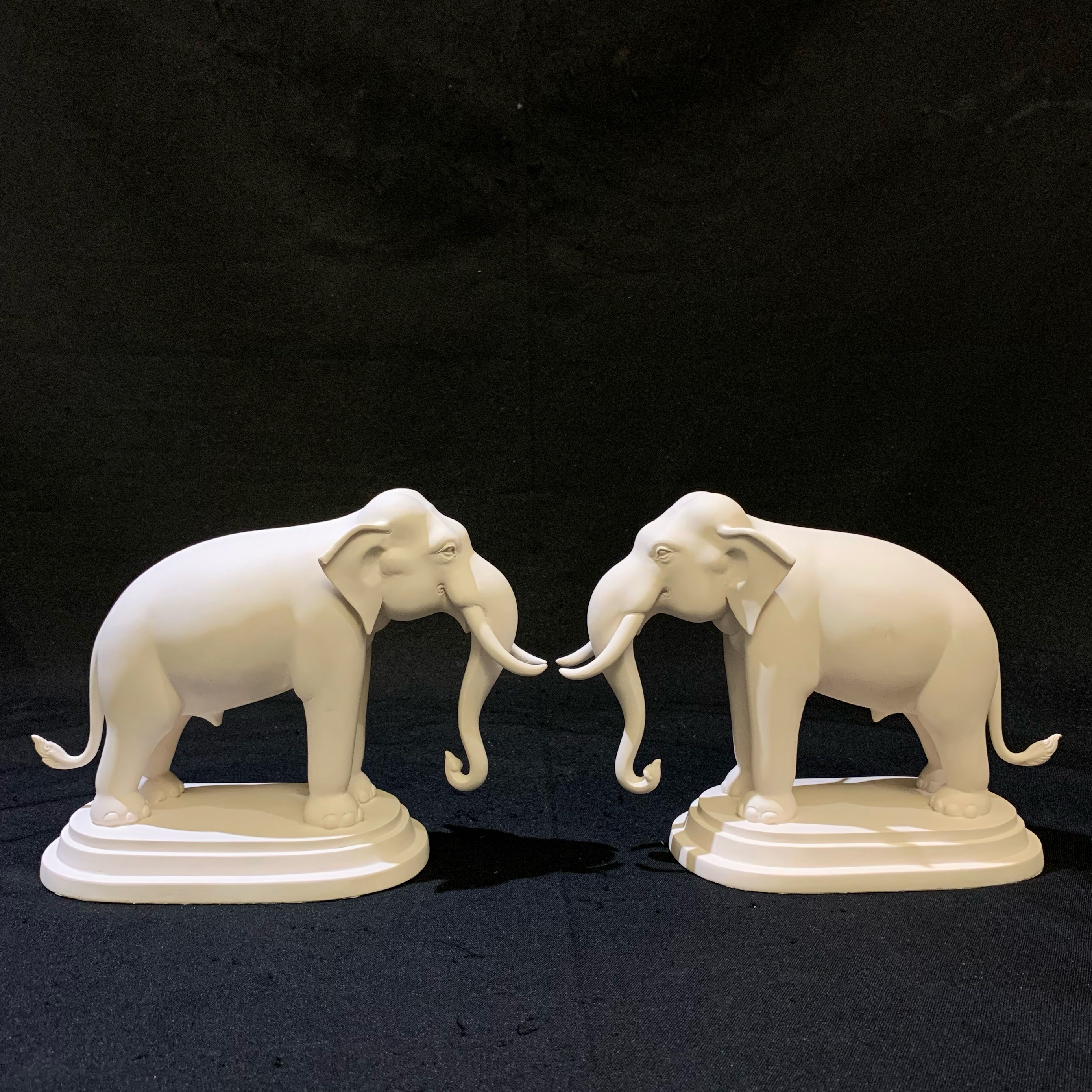 ช้าง พลายมงคล (ราคาจำหน่ายต่อตัว)