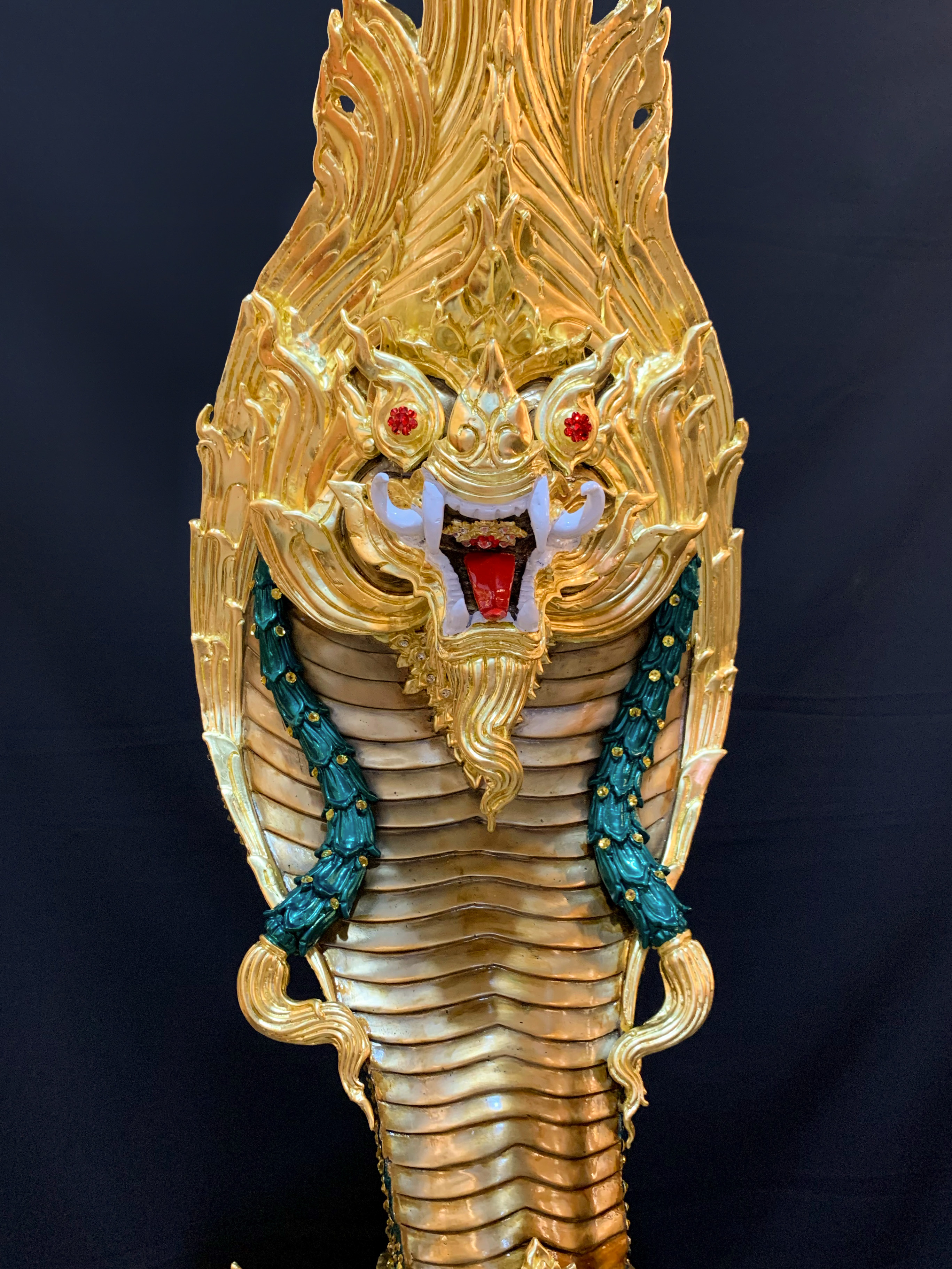 พญานาค สูง 149 cm.