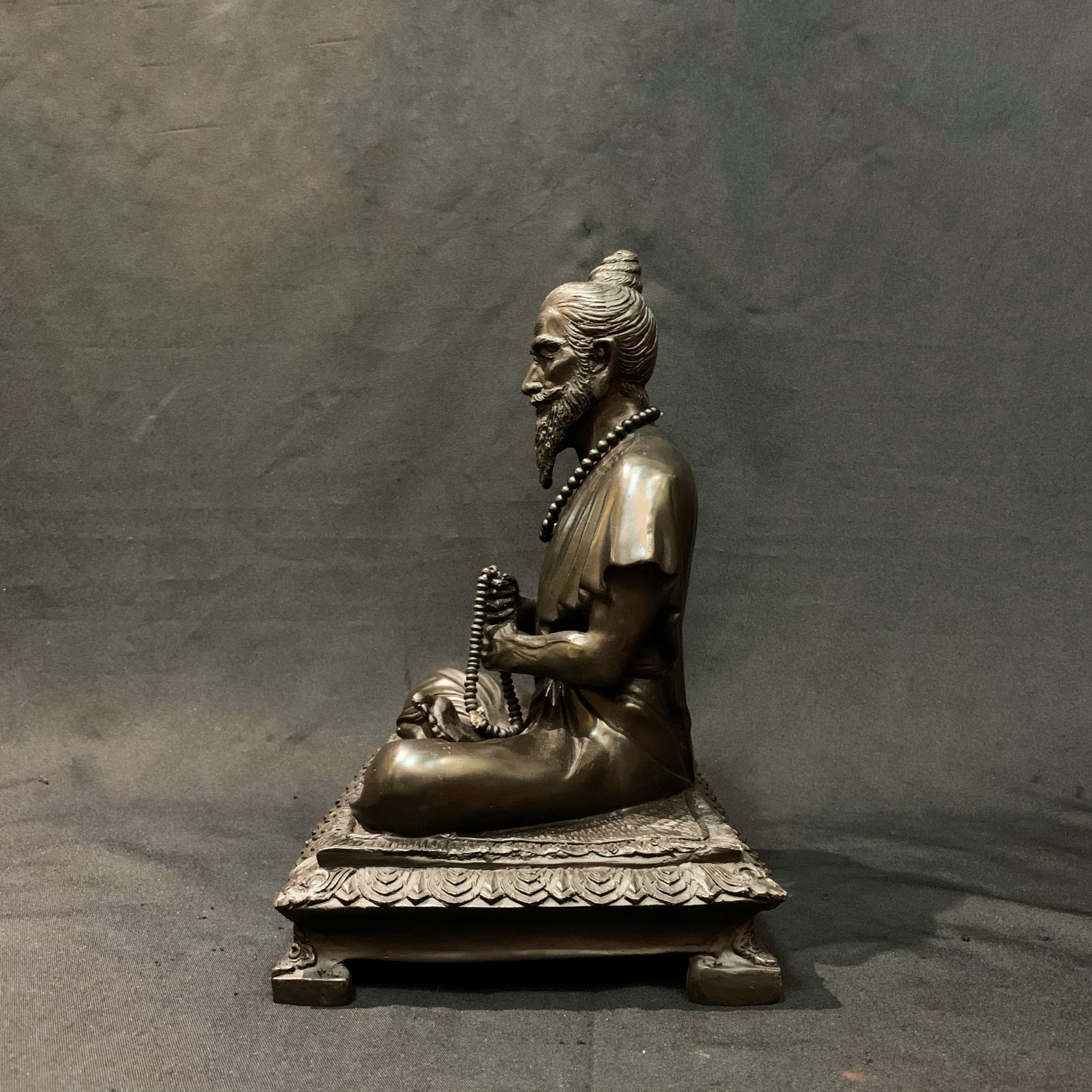 บรมครูหมอ ชีวกโกมารภัจจ์ หน้าตัก 9 นิ้ว