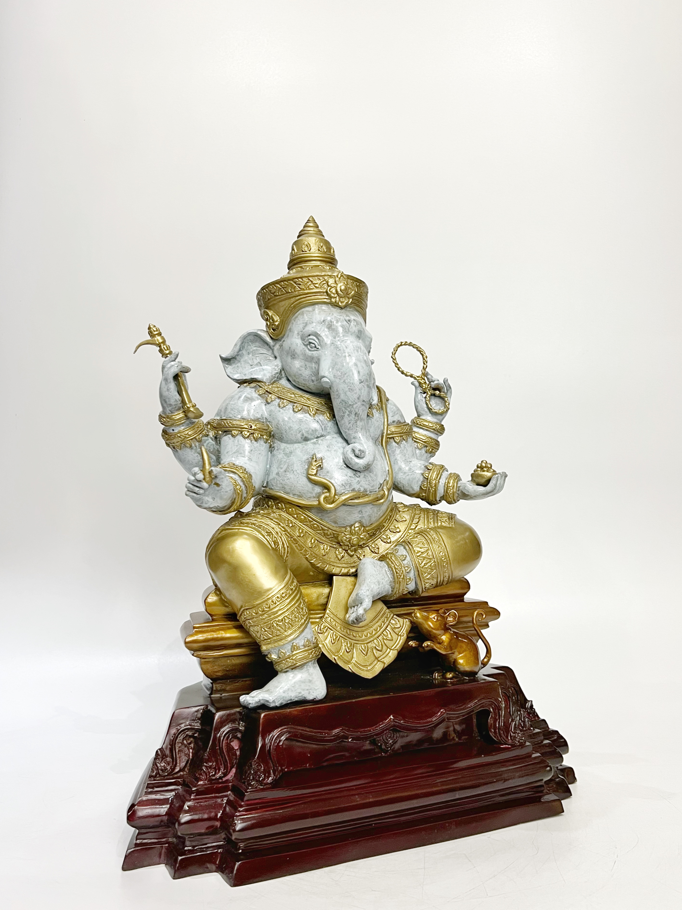 พระพิฆเนศ : พระสิทธิทากายะคณปติ หน้าตัก 9 นิ้ว (หมายเลข 5)