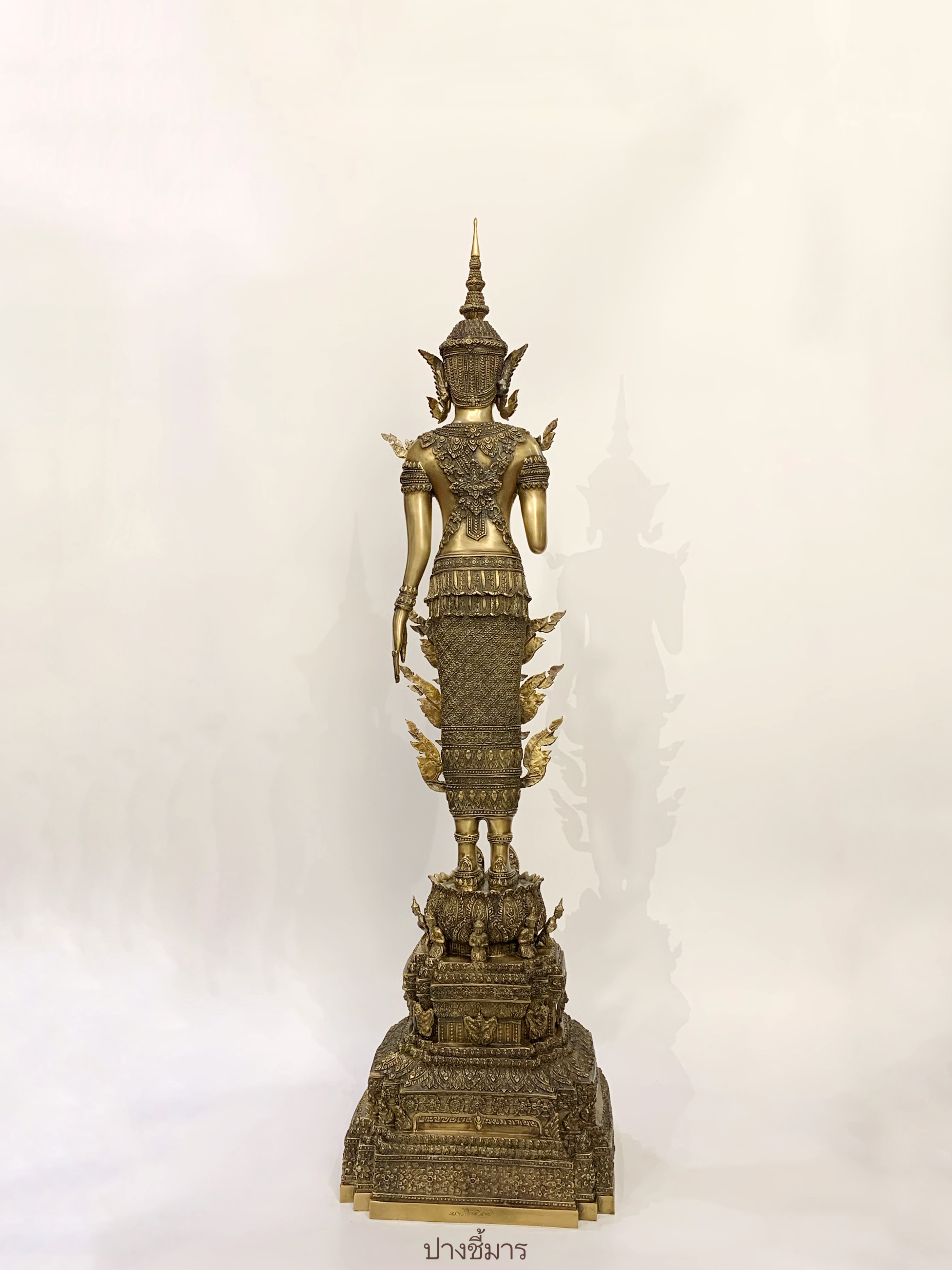 พระพุทธรูป ทรงเครื่องจักพรรดิ์ หน้าตัก 9 นิ้ว (ครบทั้ง 13 ปาง)