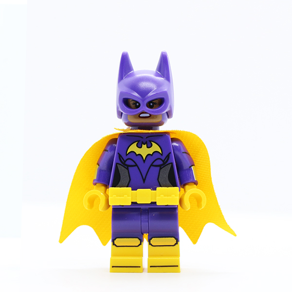 Batgirl, Yellow Cape, Dual Sided Head with Smile/Annoyed Pattern