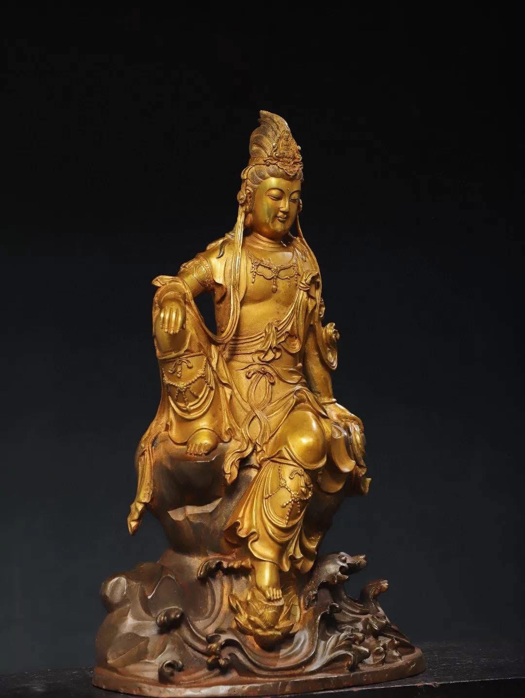 Pre-Order : พระอวโลกิเตศวร พระโพธิสัตว์กวนอิม เจ้าแม่กวนอิม สูง 46 cm