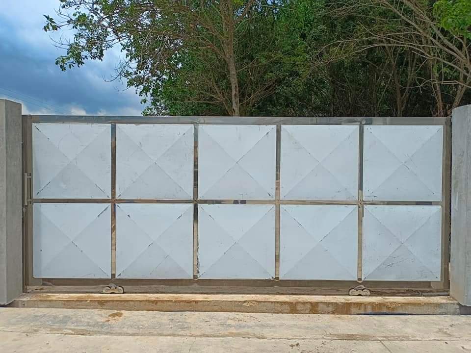 ประตูรีโมท (กทม.) มอเตอร์รีโมท ช่างสแตนเลส (เขตบางแค) กรุงเทพ และปริมณฑล