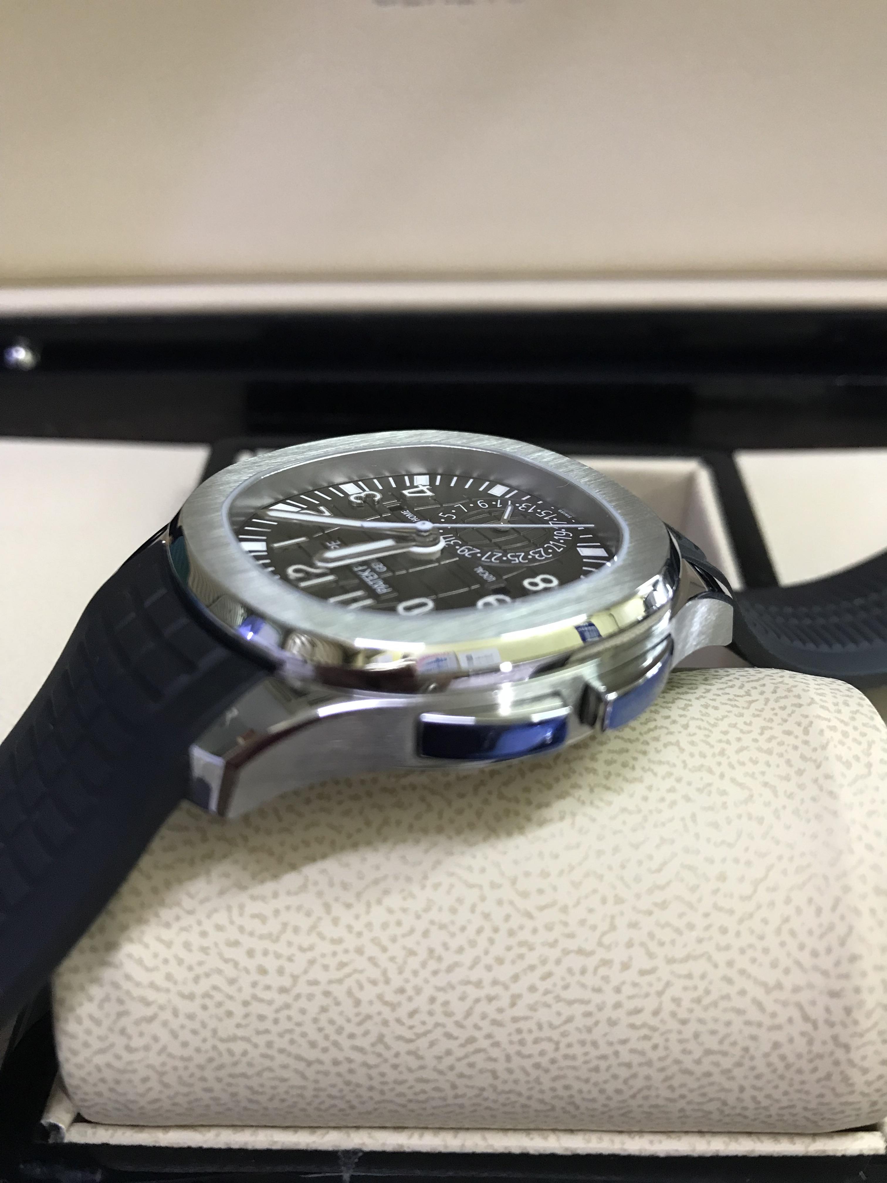 Patek Philippe Aquanaut 5164A-001