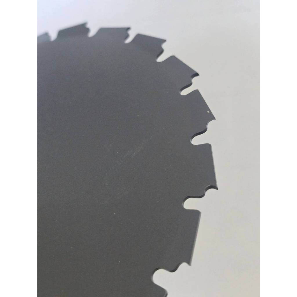 ใบเลื่อยวงเดือนตัดไม้ ตัดหญ้า ลับคมได้ 10 นิ้ว 26 ฟัน รูเพลา 25.4 มิล ใส่ได้กับเครื่องตัดหญ้าทุกรุ่น