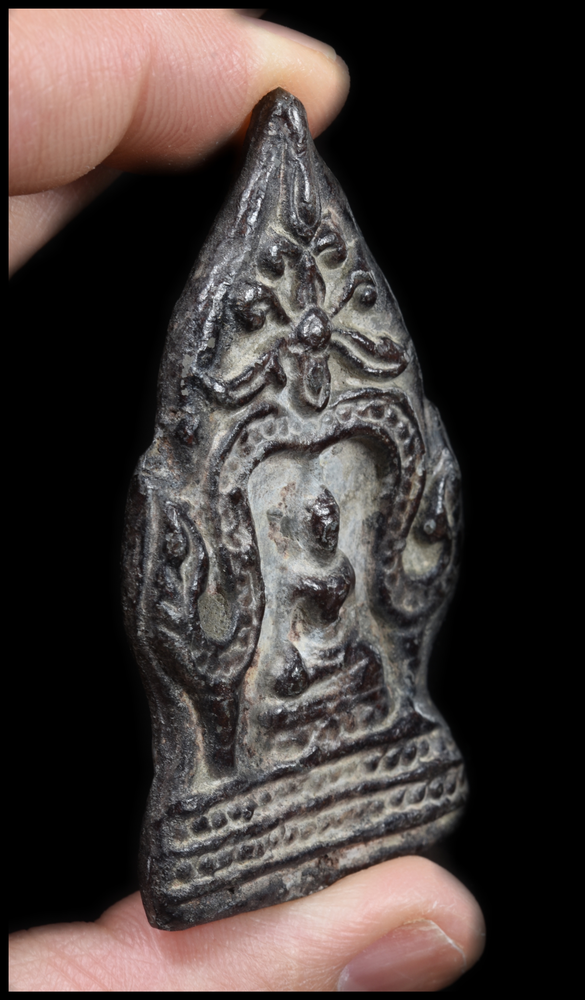 พระซุ้มระฆัง เนื้อชินตะกั่ว