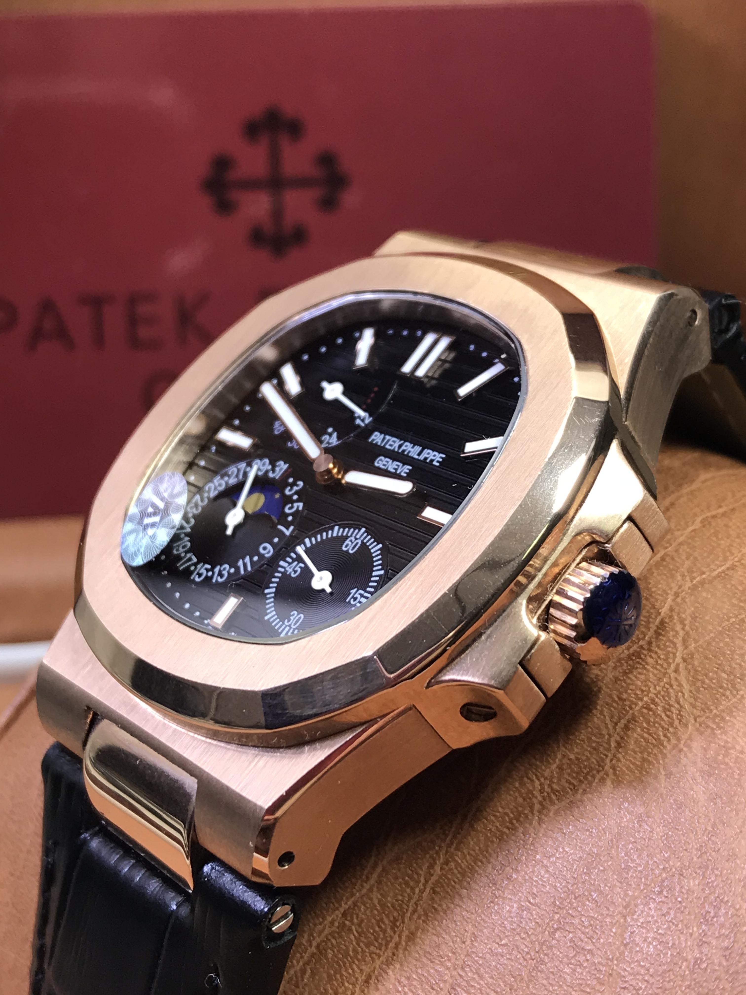 Patek Philippe Nautilus 5712R-001 (5A)