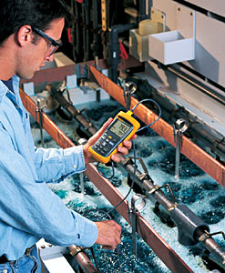 53-2 B เครื่องวัดอุณหภูมิแบบดิจิตอล เทอร์โมมิเตอร์แบบดิจิตอล ชนิดมือถือขนาด 1 ช่อง บันทึกค่าแบบ logging ได้ 500 จุดในตัว และต่อเชื่อมกับคอมพิวเตอร์เพื่อเขียนกราฟแสดงแนวโน้ม (Trend Plot)