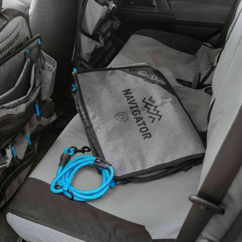 Navigator Dog Seat Buddy เบาะรองนั่งบนรถสำหรับสัตว์เลี้ยง