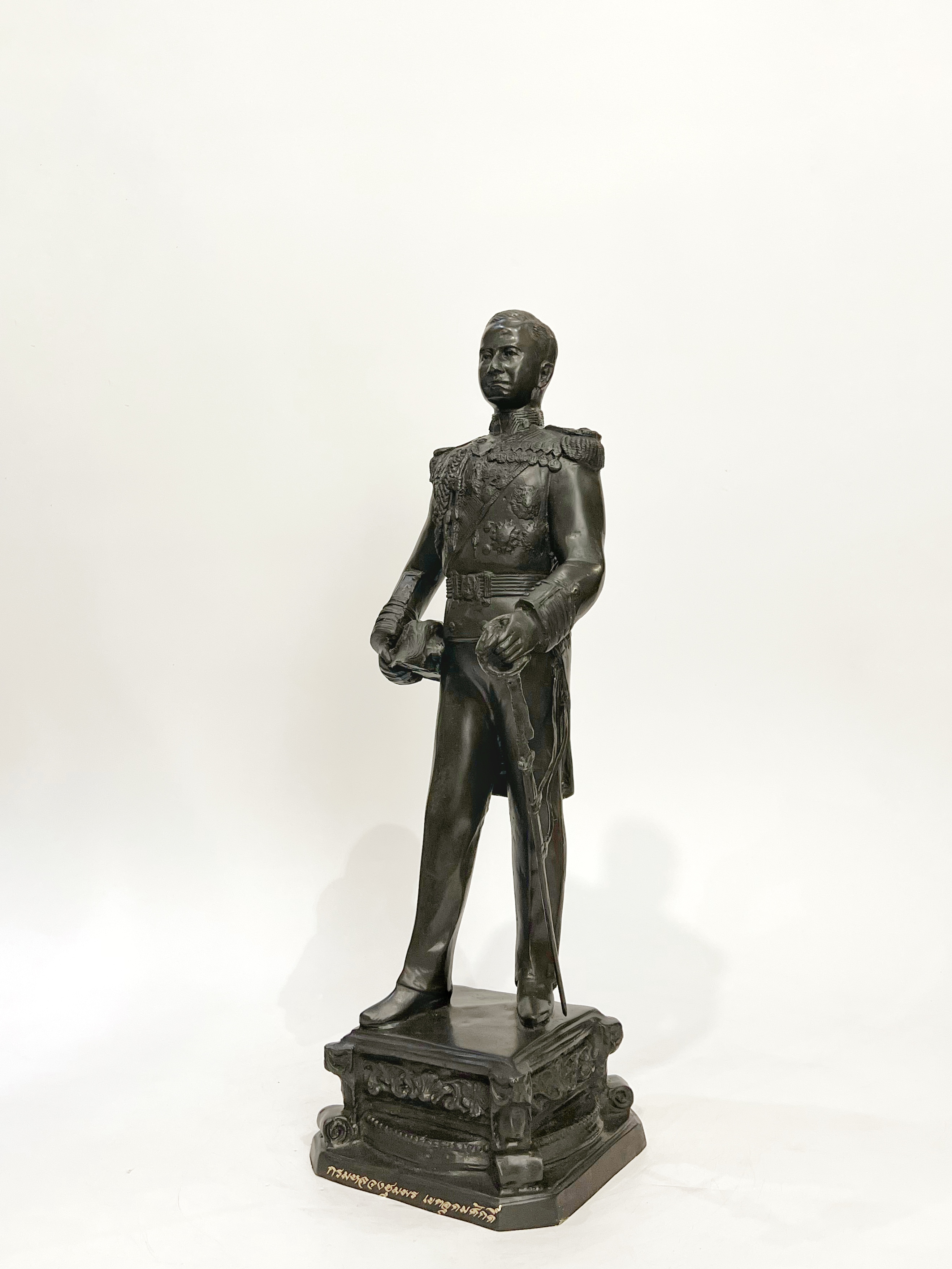 เสด็จเตี่ย กรมหลวงชุมพร หน้าตัก 9 นิ้ว