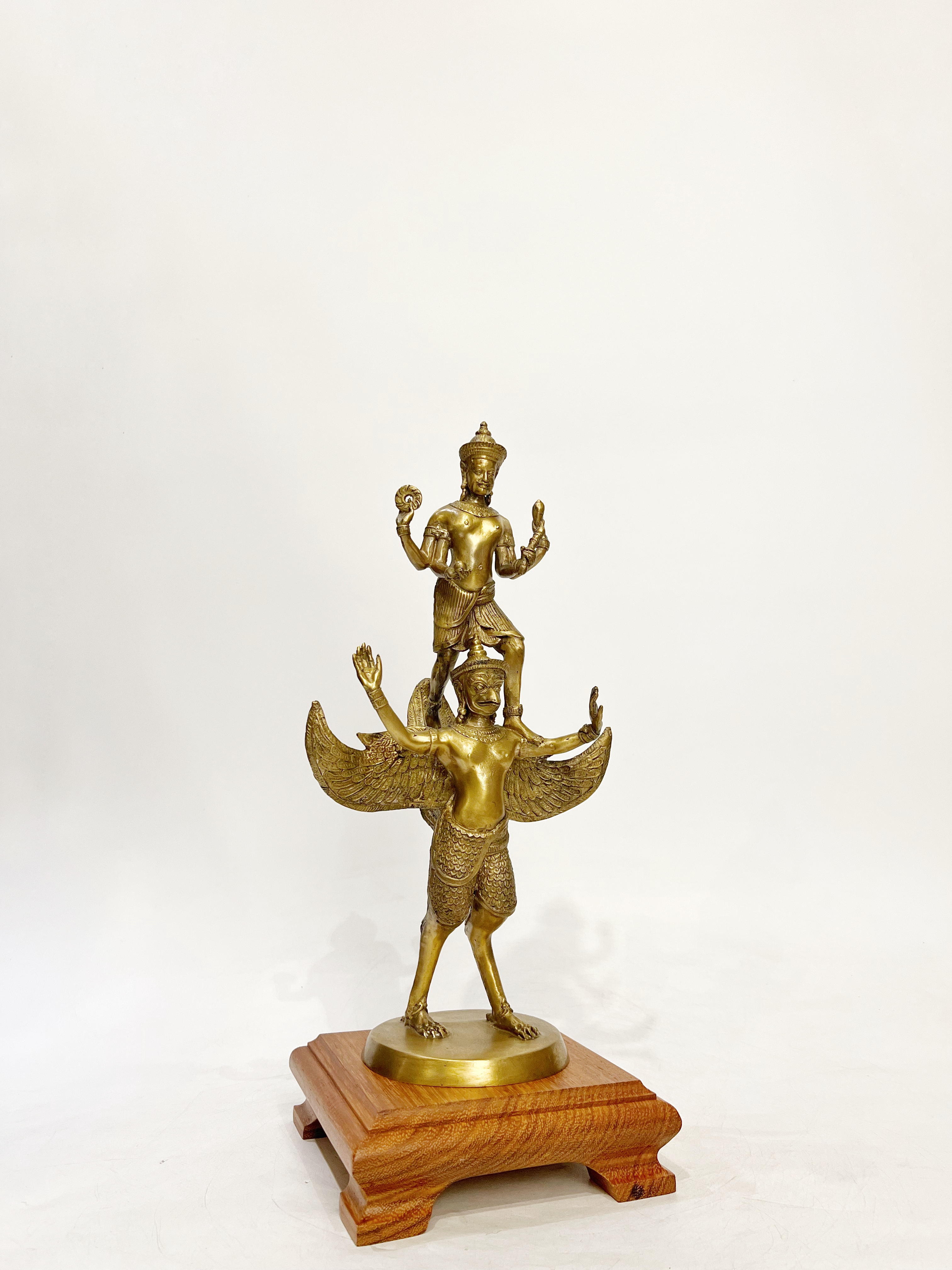 พระนารายณ์ทรงครุฑ สูง 14 นิ้ว พร้อมฐานไม้มะค่า