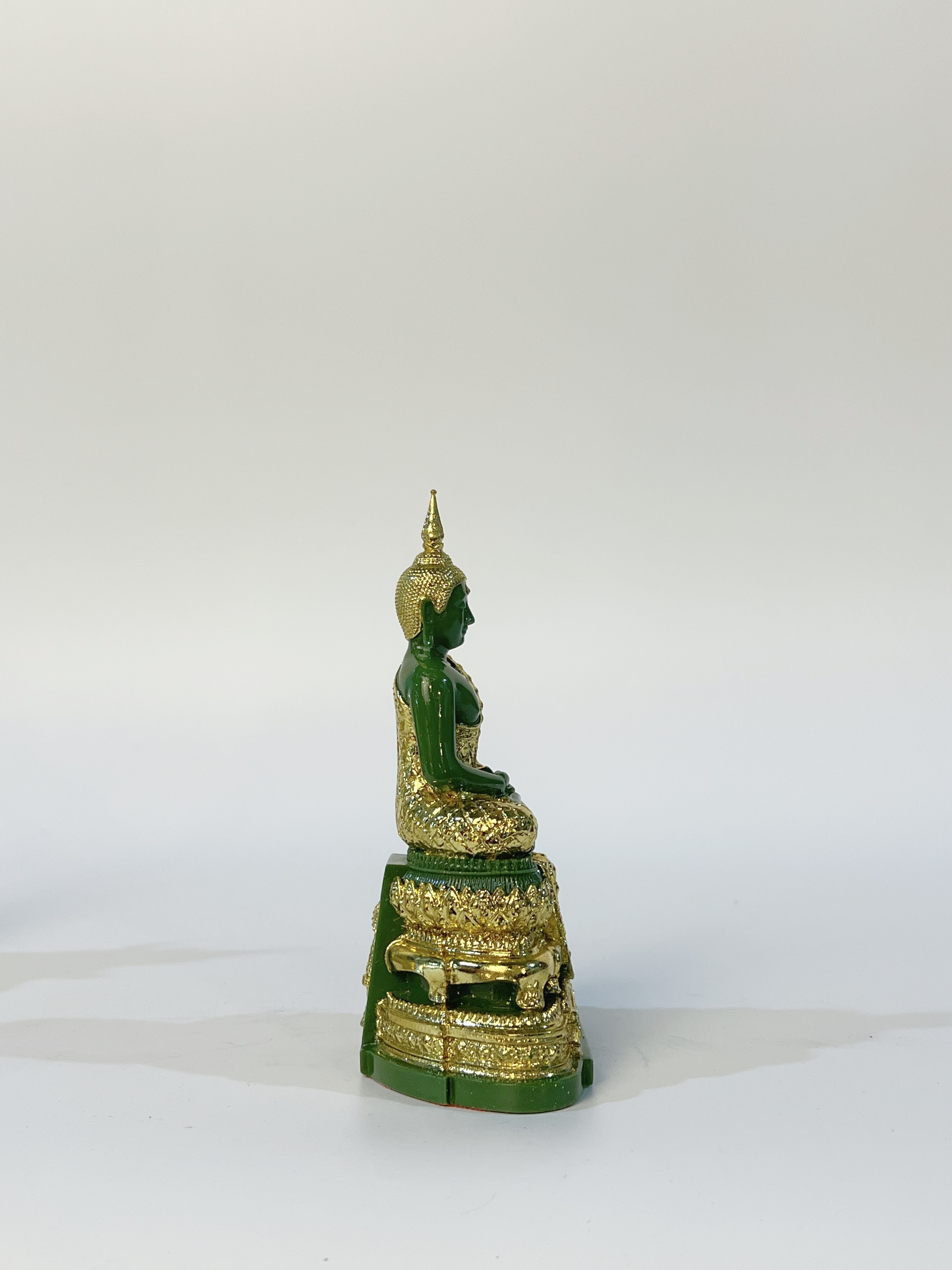 พระแก้วมรกต 3 ฤดู หน้าตัก 2 นิ้ว