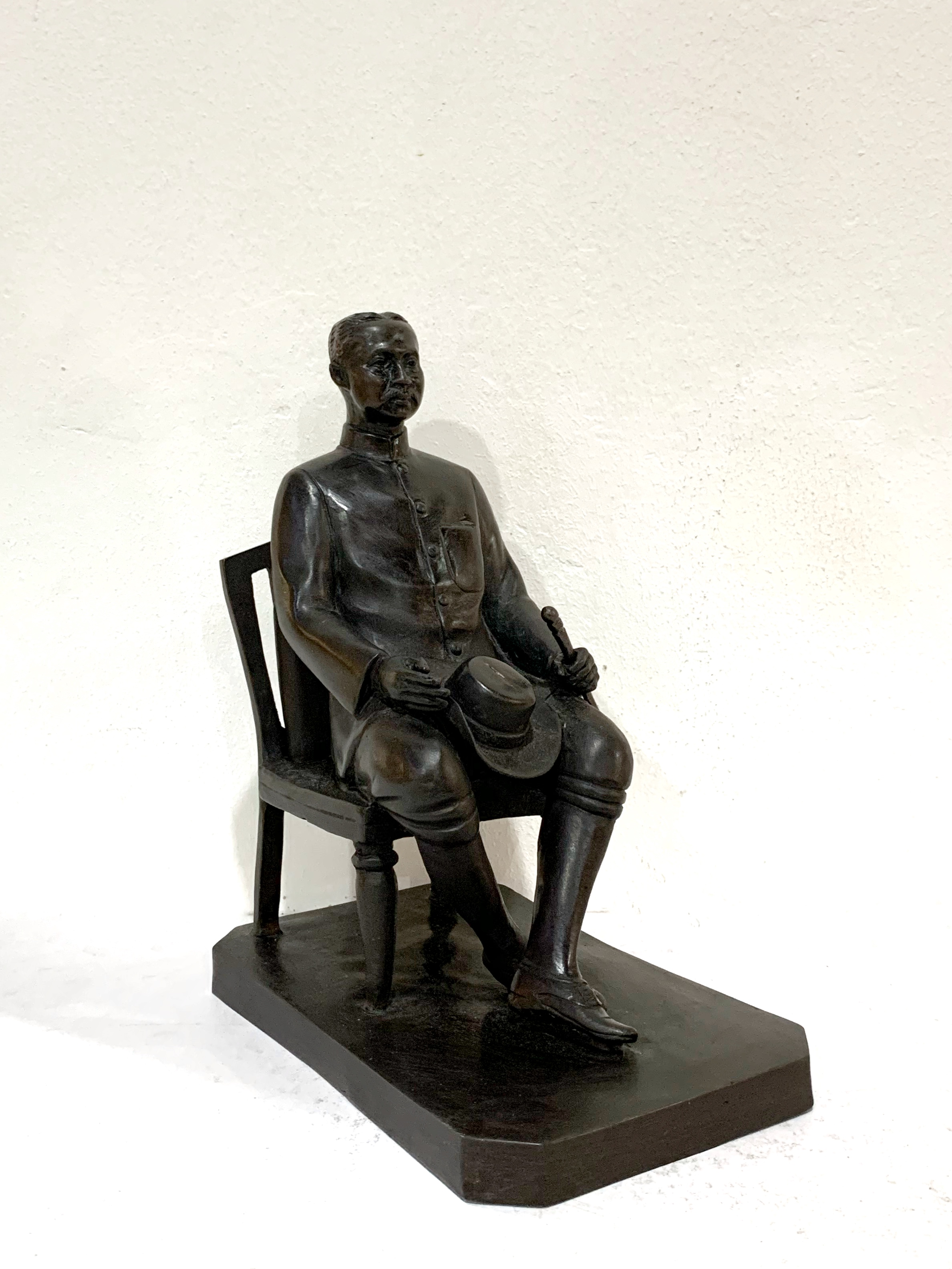 รัชกาลที่ 5 ประทับเก้าอี้ หน้าตัก 5 นิ้ว