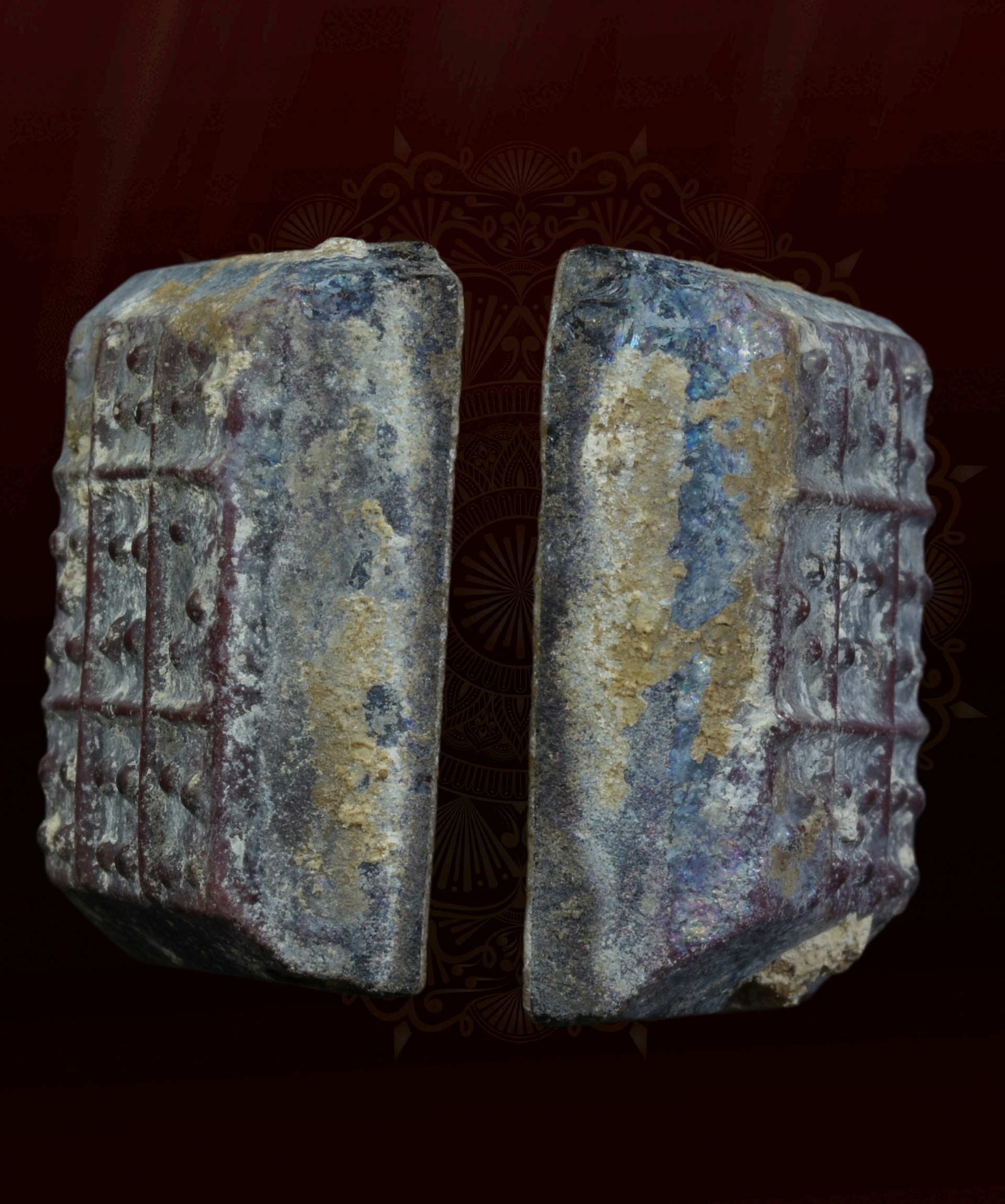 แผ่นนพเก้า วัดพระศรีรัตนมหาธาตุ