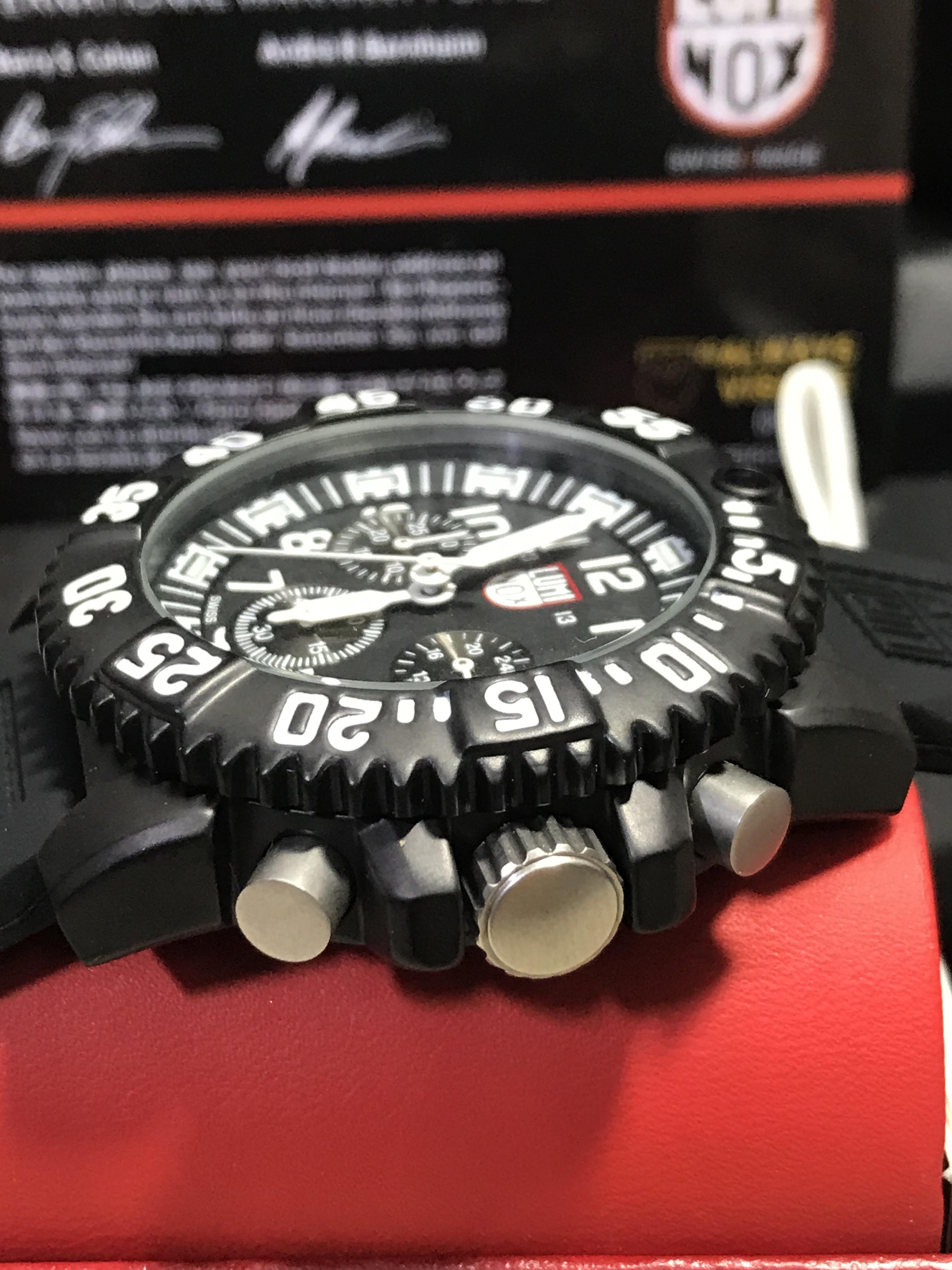 Luminox