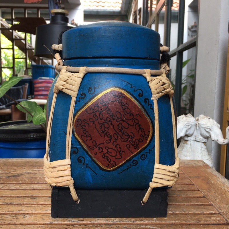 กระติบล้านนา สีฟ้า เพ้นท์ลายอักษรล้านนา คำเมือง เสริมสิริมงคล ของที่ระลึกงานแฮนด์เมด ขนาดฐาน 6นิ้ว blue color kratip
