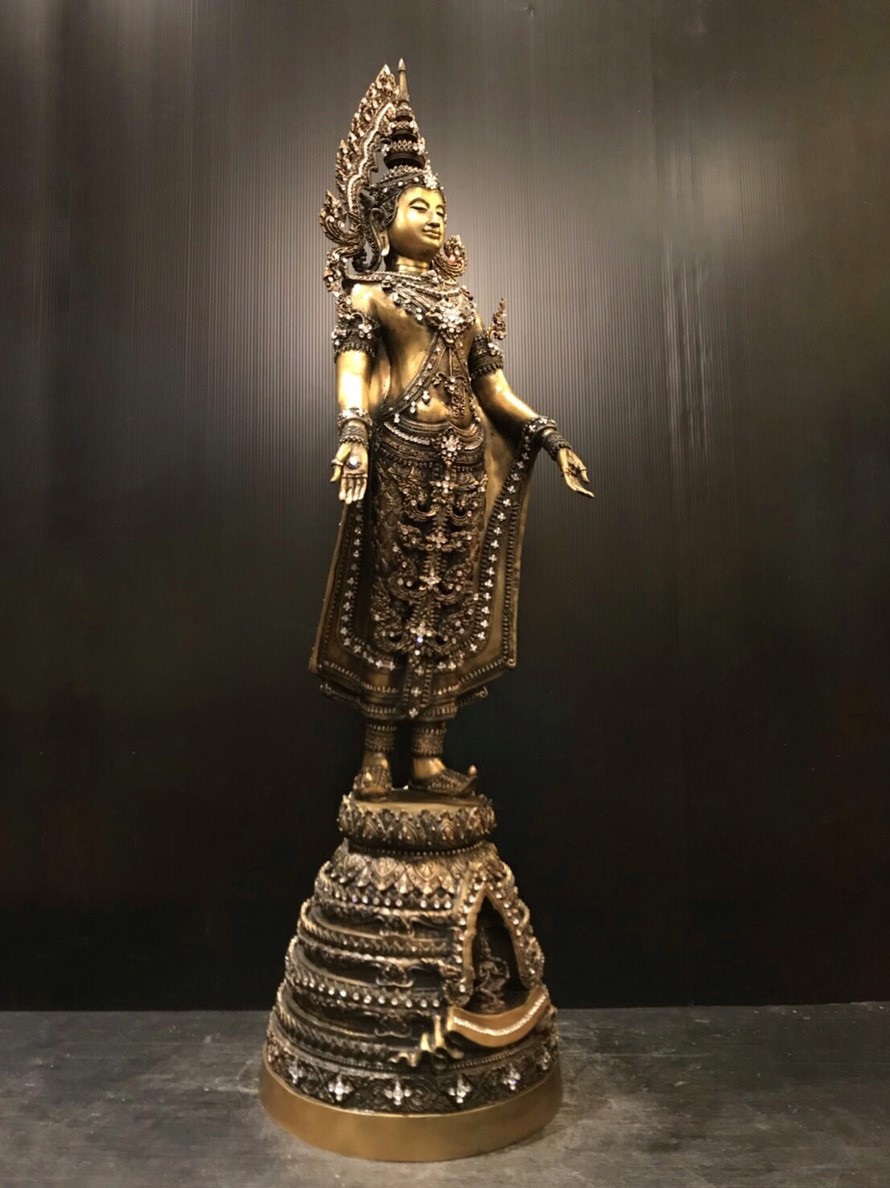 พระพุทธมหาจักรพรรดิ ปางเปิดโลก สูง 32 นิ้ว