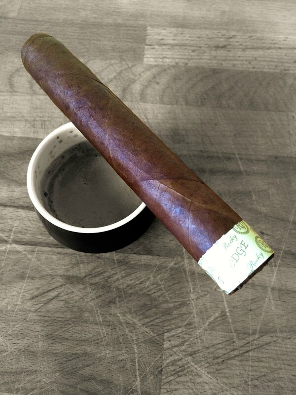 Rocky Patel Edge Corojo Fumas Toro