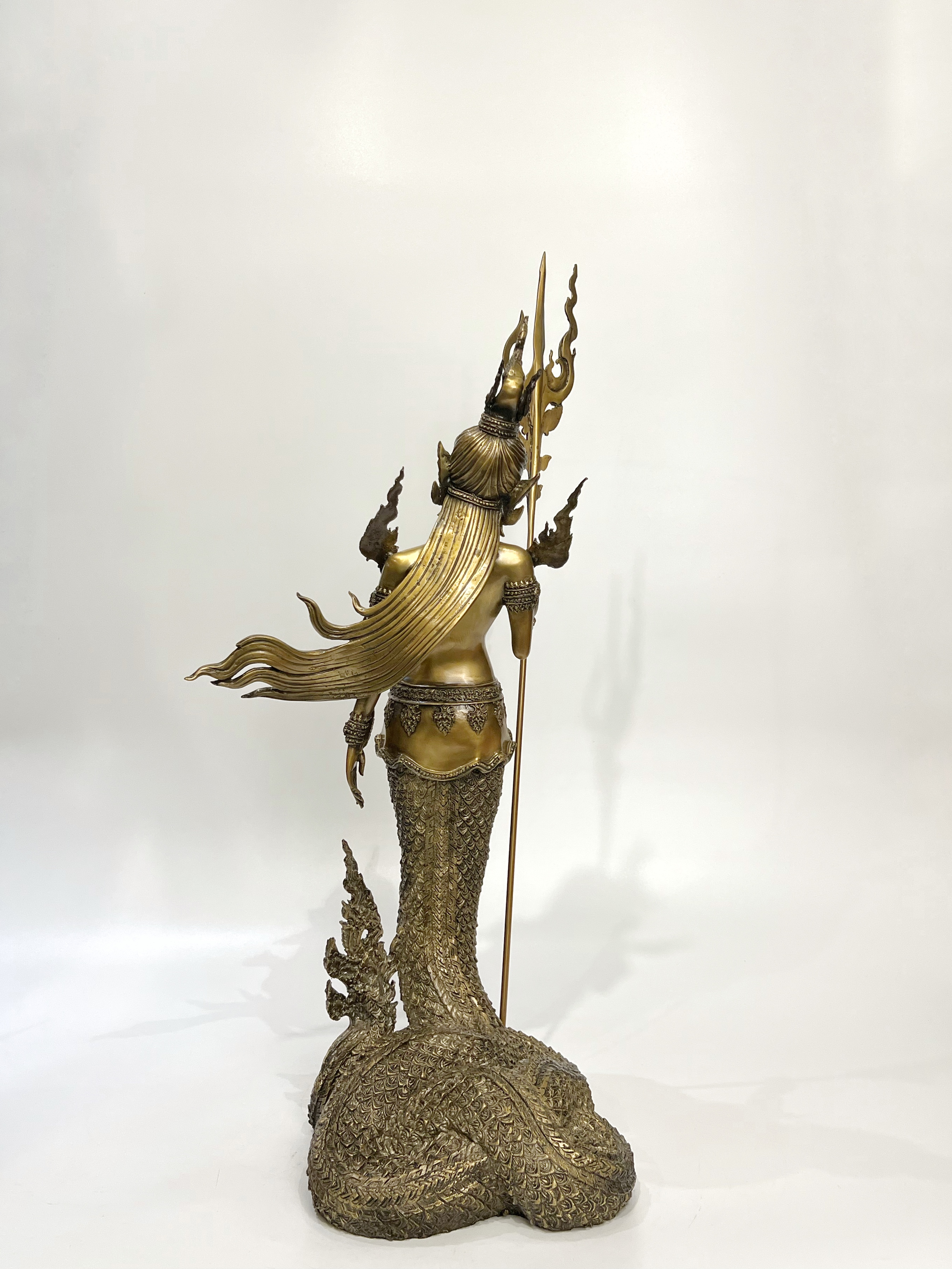 ปู่ ย่า นาคราช หน้าตัก 12 นิ้ว