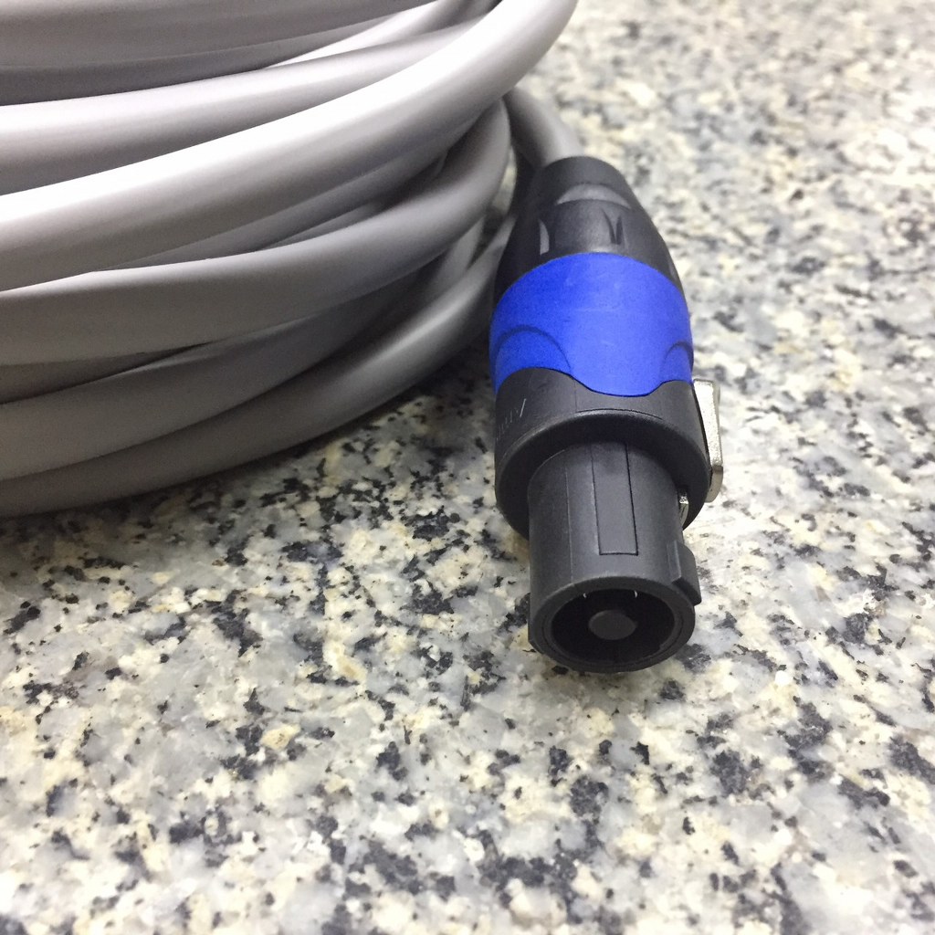 สายลำโพง AMPHENOL 16AWG+SP-4-F หัวท้าย10เมตร