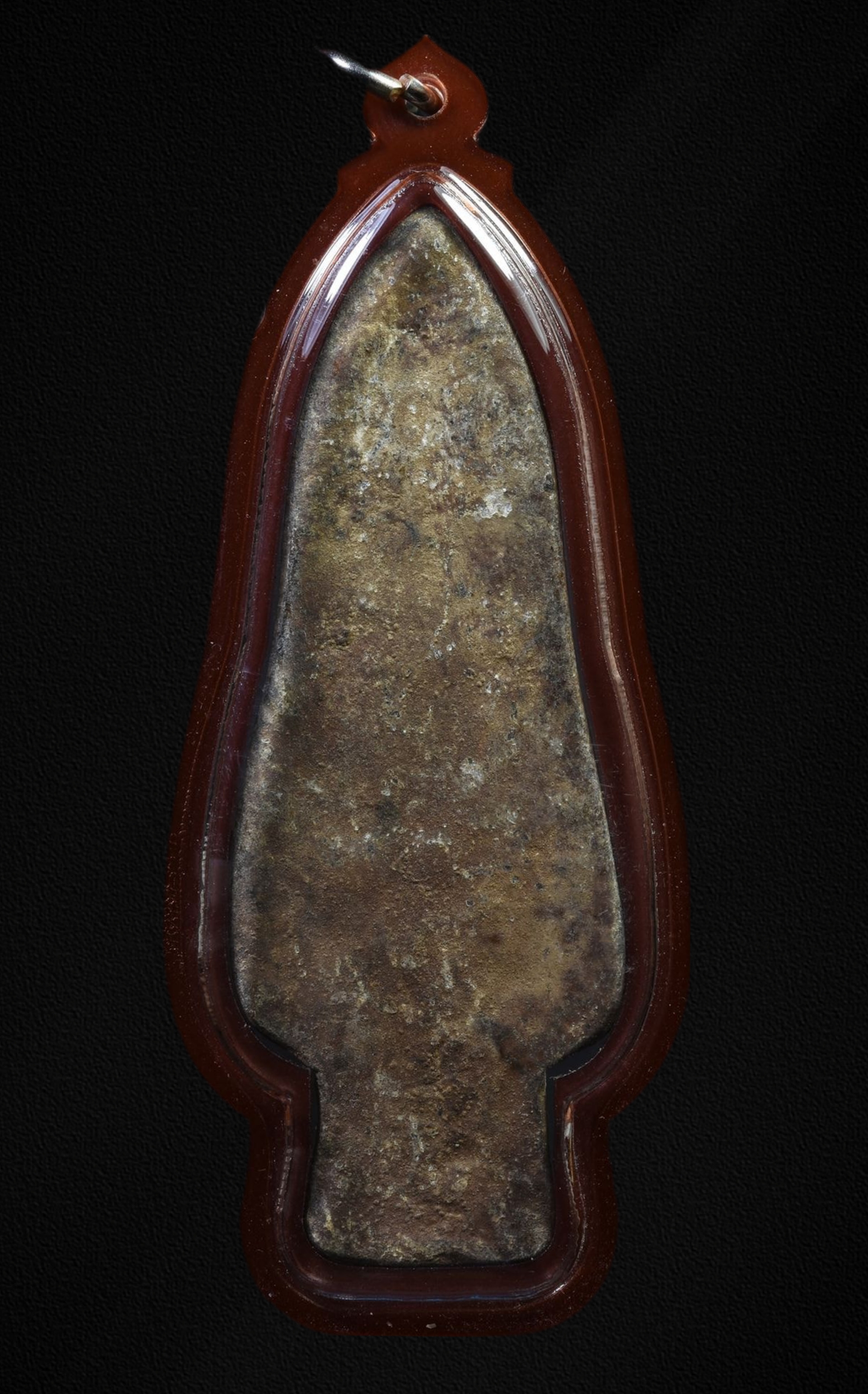 พระร่วงยืนทิ้งดิ่ง พร้อมเลี่ยม