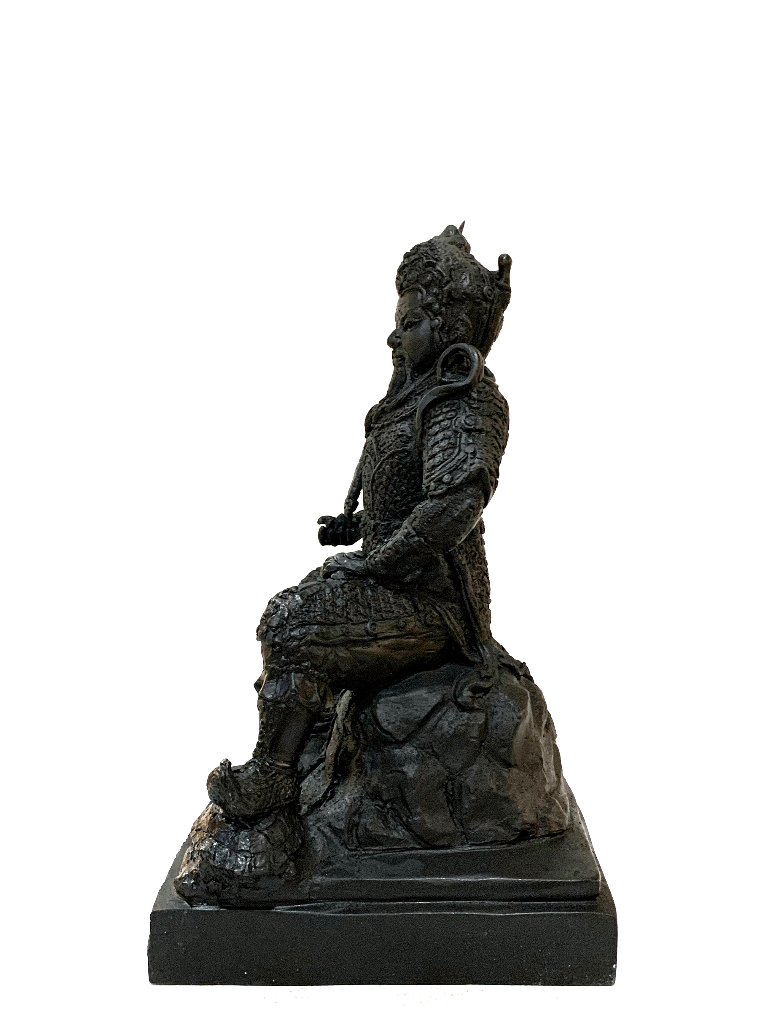 ตั่วเหล่าเอี๊ยะนั่งถือดาบ หน้าตัก 9 นิ้ว