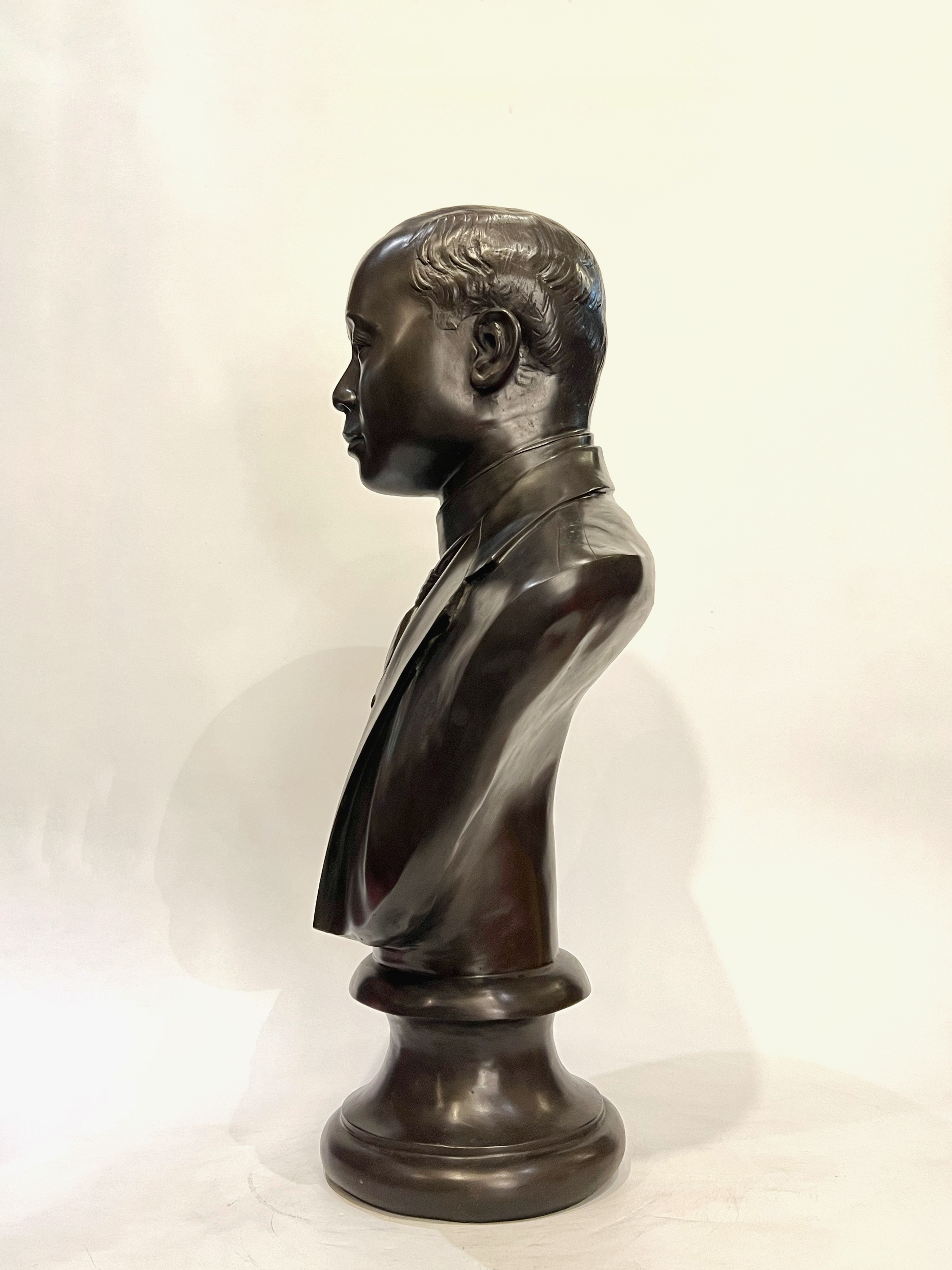 รัชกาลที่ 6 ครึ่งพระองค์ (ขนาดเท่าจริง)