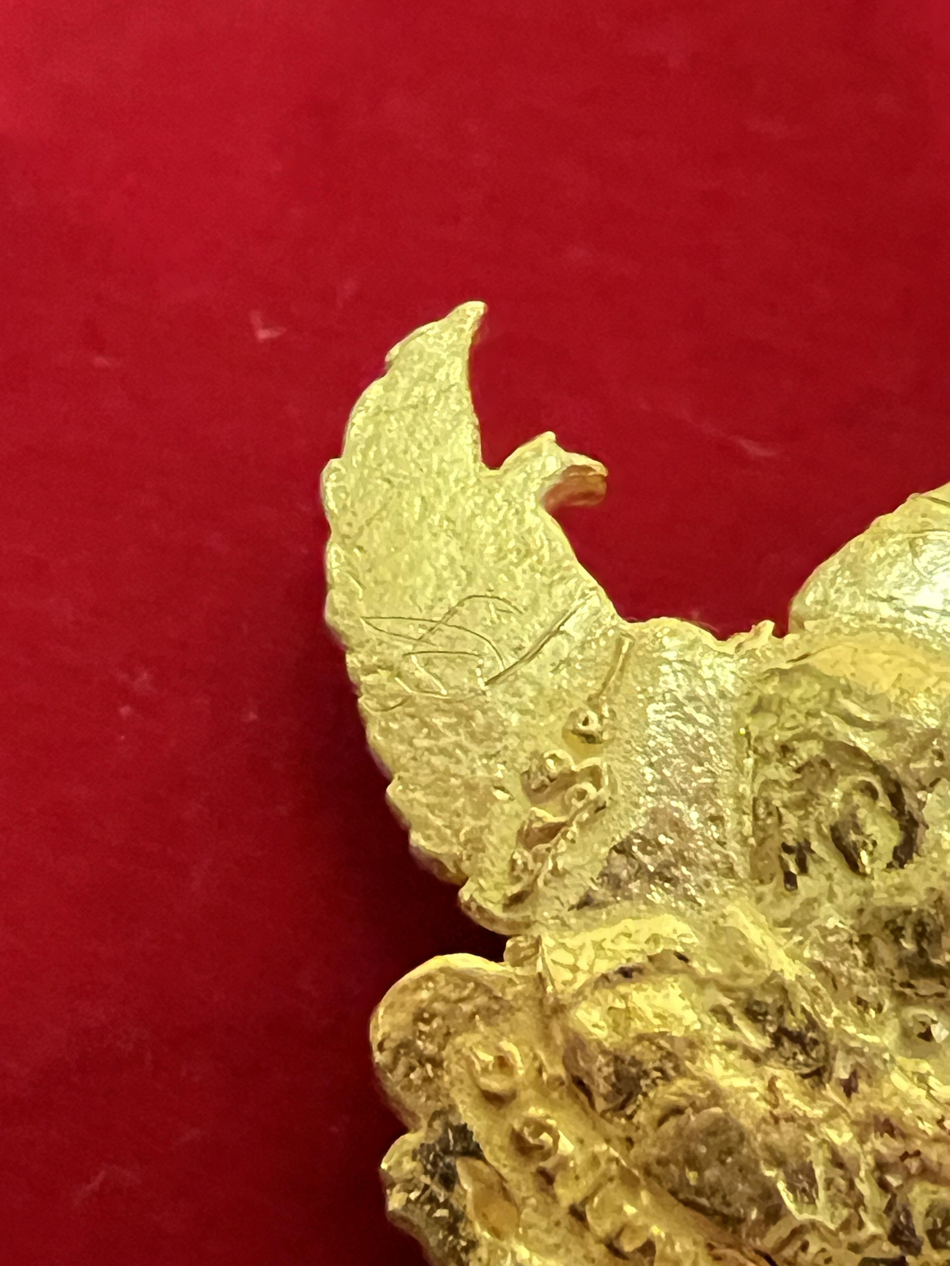 พญาครุฑ รุ่น เปิดขุมทรัพย์ (ทองคำ ลงยา พิมพ์เล็ก)