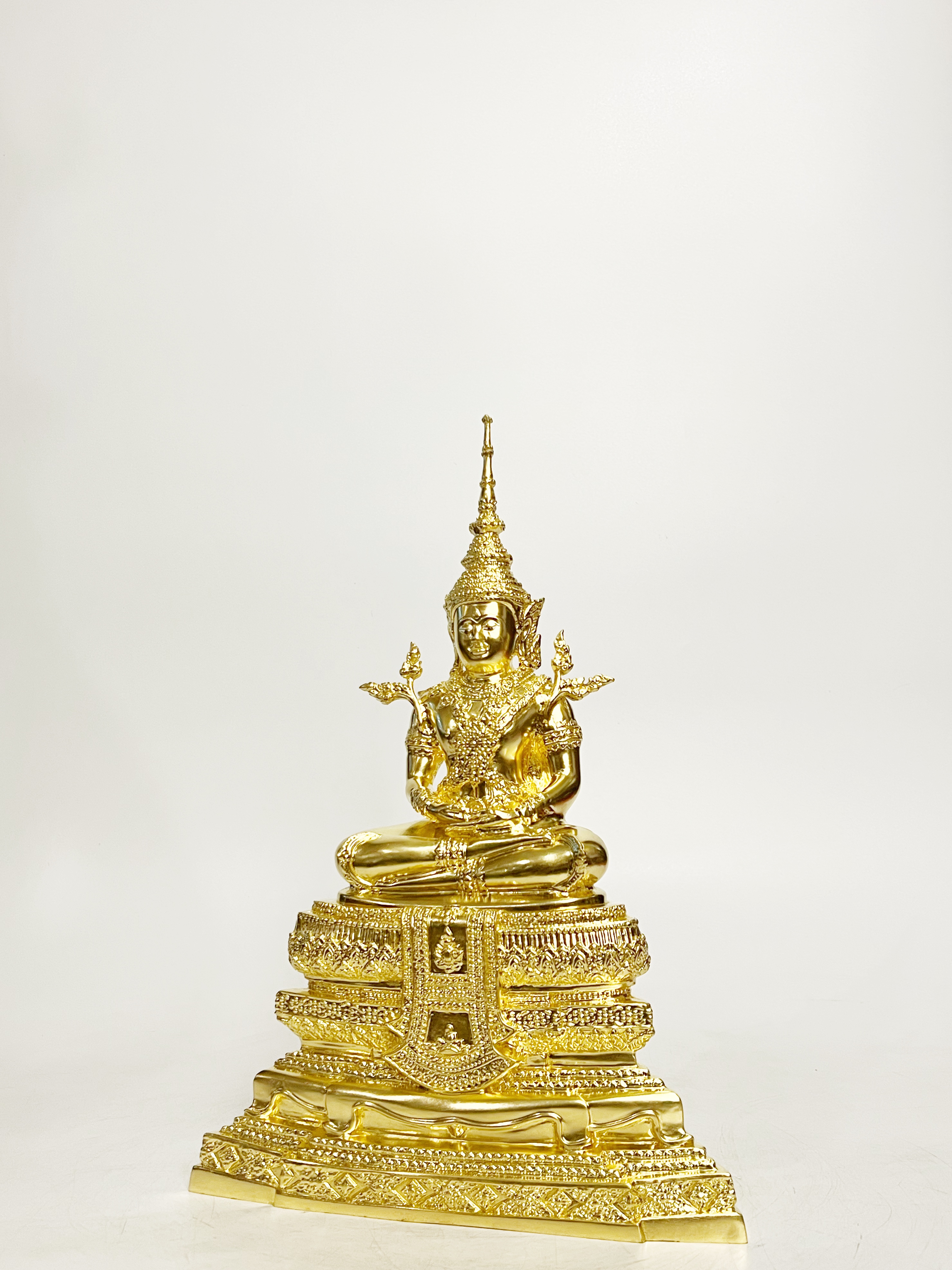 พระแก้วมรกต ทรงเครื่องฤดูร้อน หน้าตัก 5 นิ้ว