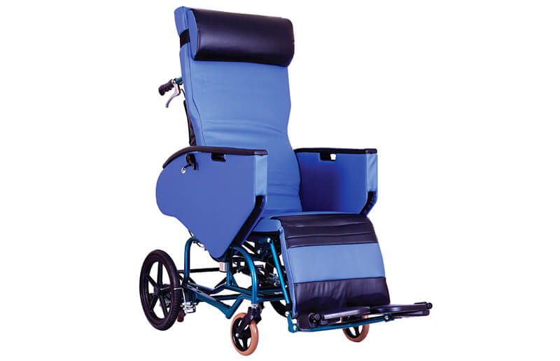 รถเข็นปรับเอนนอน แบรนด์ญี่ปุ่น Matsunaga Wheelchair (車いす) รุ่น FR31TR เบาะนั่งกว้างมาตรฐาน 46 ซม. + ฟรีสายคาดรัดลำตัวกันตก Belt (รุ่นยอดนิยม)