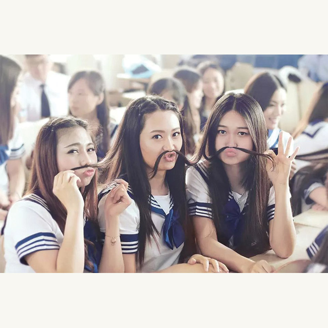 ชุดนักเรียน ชุดนักเรียนญี่ปุ่น มีให้เลือก 7 สี (น้ำเงิน, ชมพู, ฟ้า, แดง, เขียว, ม่วง, ชมพูบานเย็น)