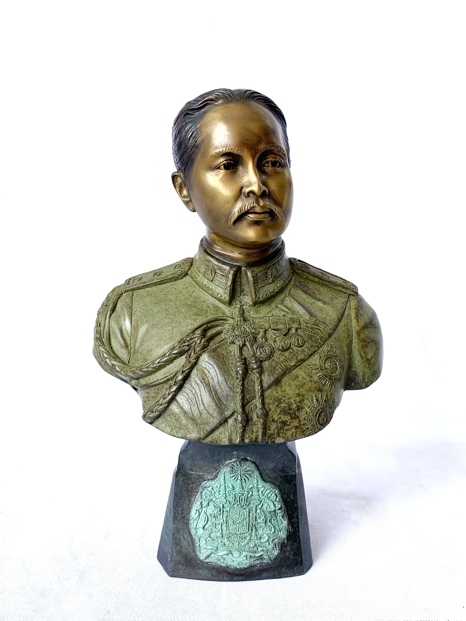 รัชกาลที่ 5 ครึ่งพระองค์ (ตราแผ่นดิน)