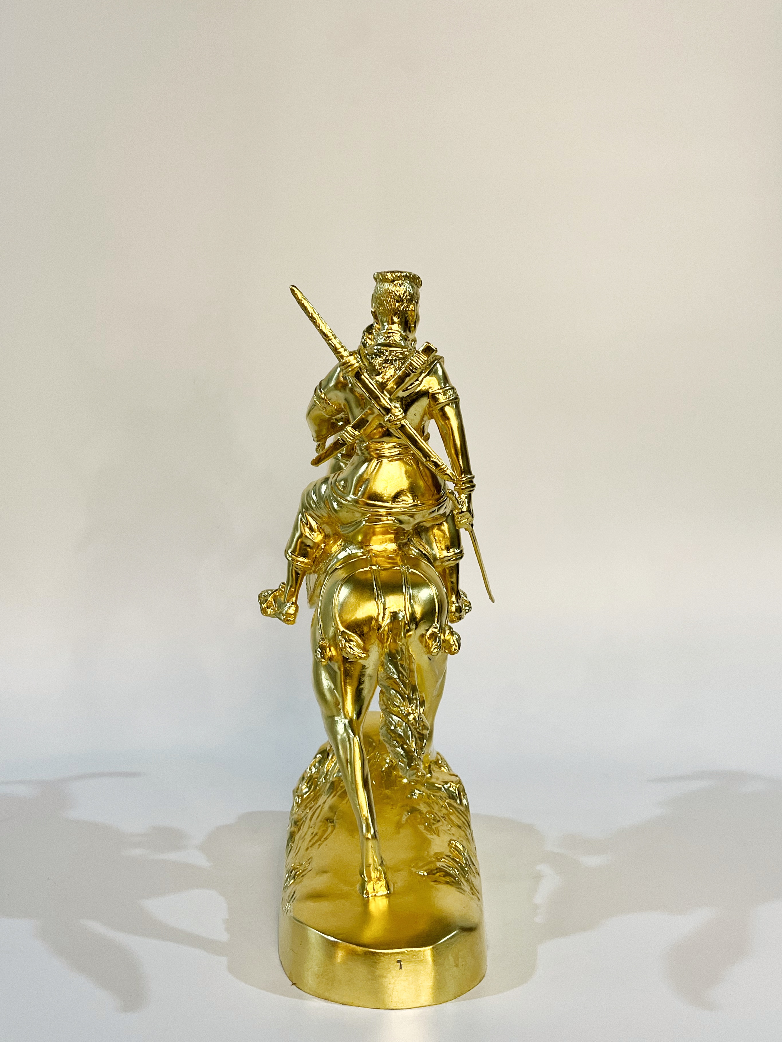 พระนเรศวรมหาราชทรงม้าศึก