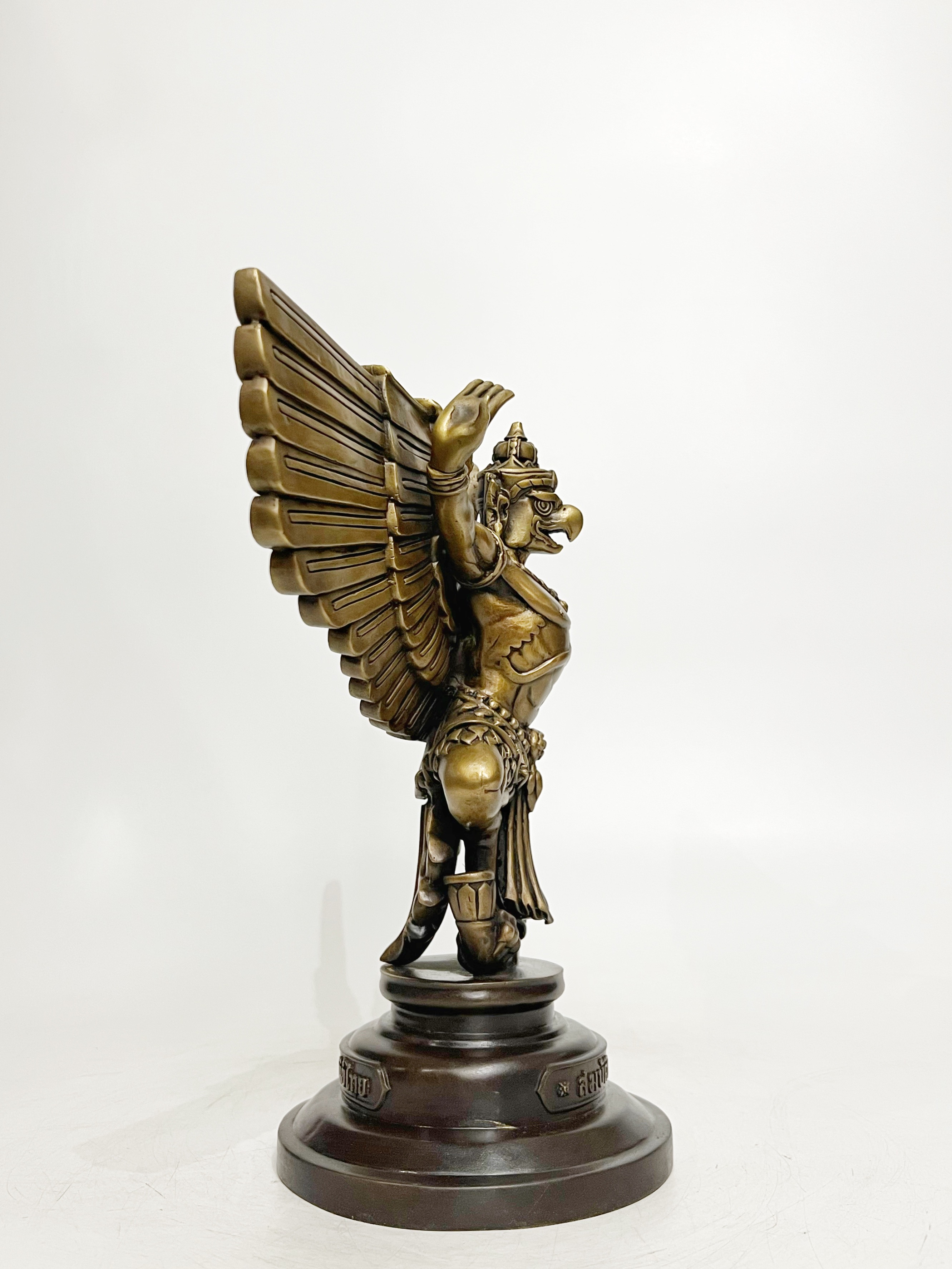 พญาครุฑ สมบัติแผ่นดิน สูง 12 นิ้ว (หมายเลข 271)