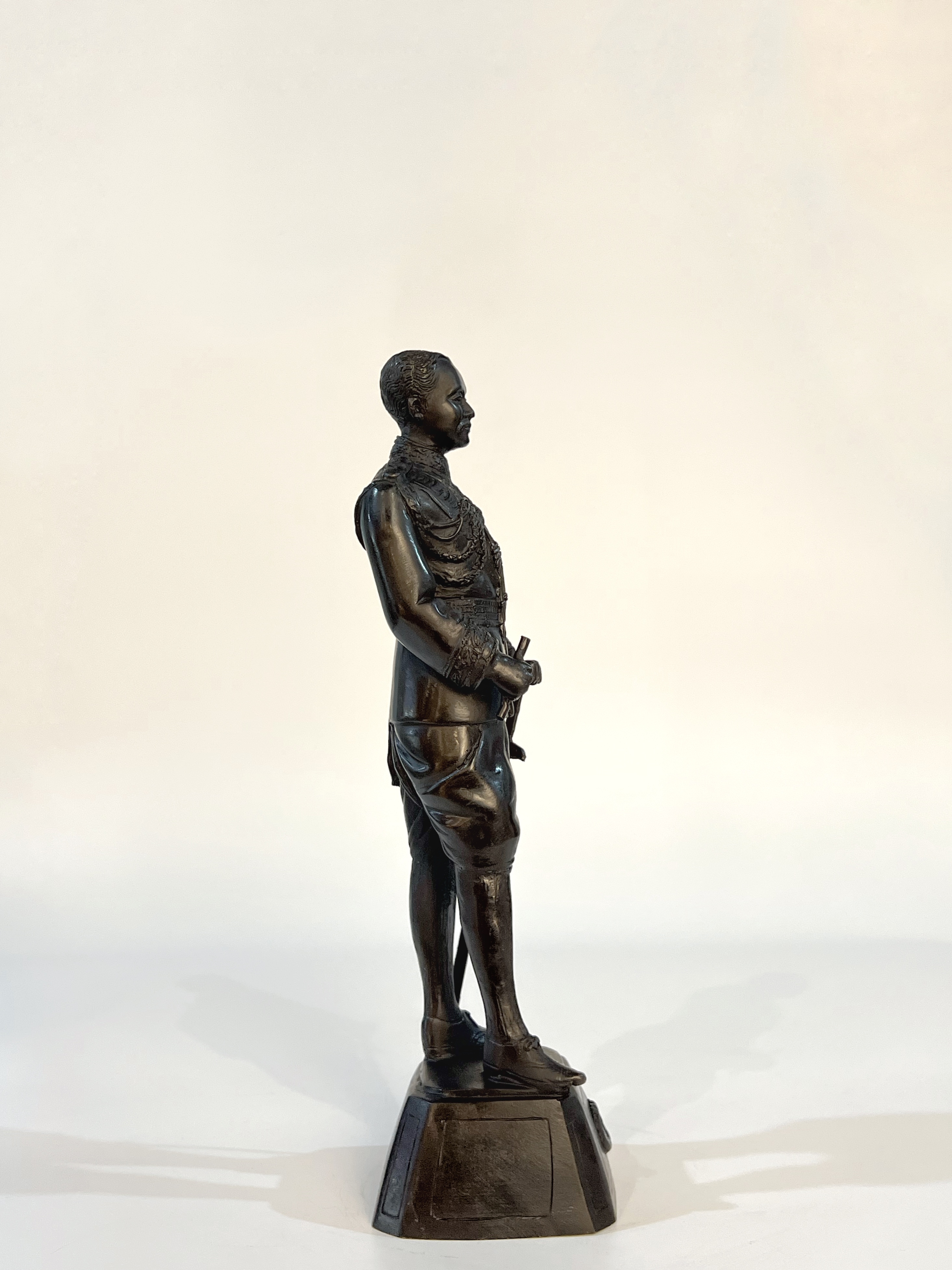 รัชกาลที่ 5 หน้าตัก 7 นิ้ว