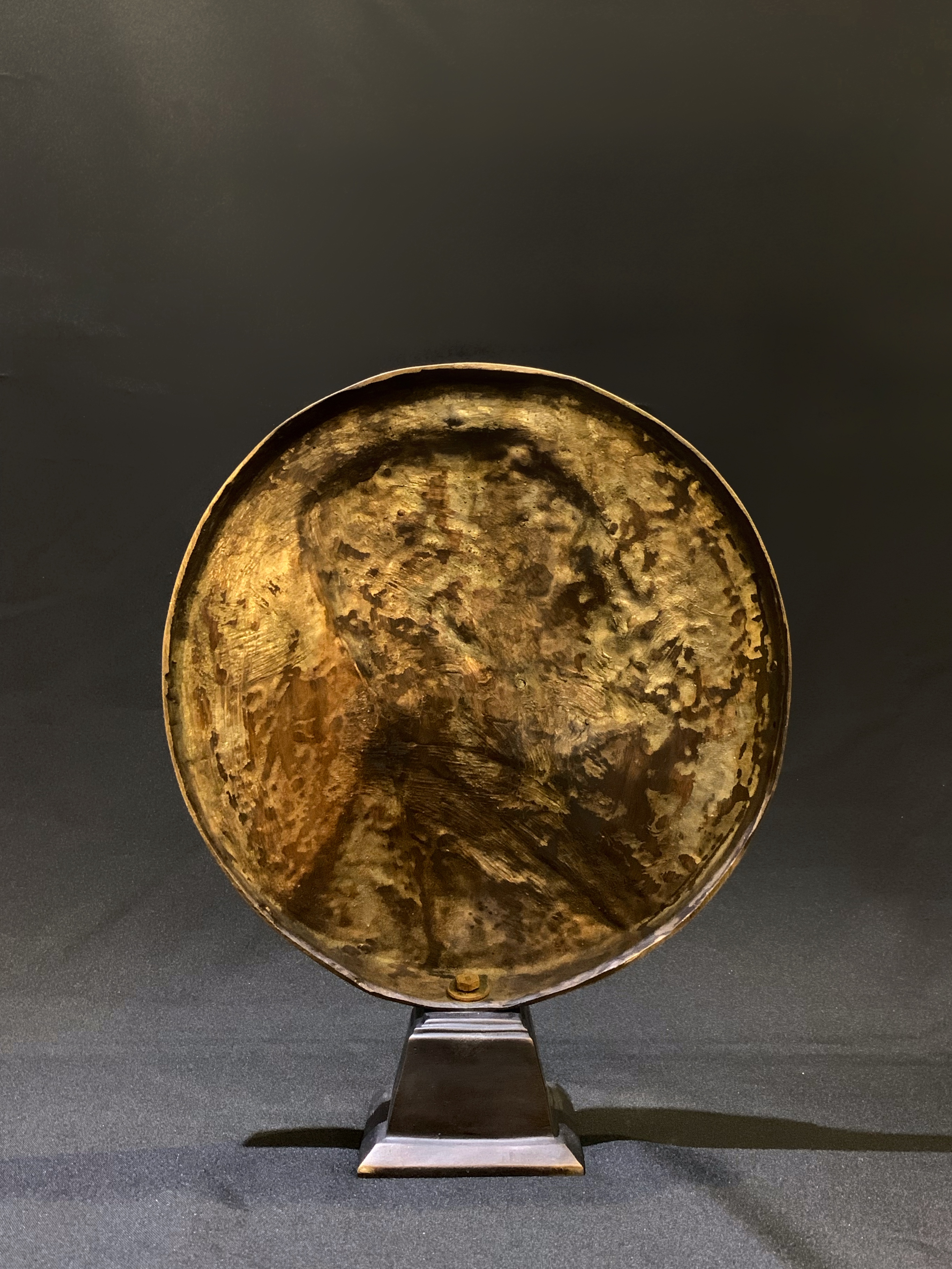 เหรียญรัชกาลที่ 5 (ตั้งโต๊ะ)