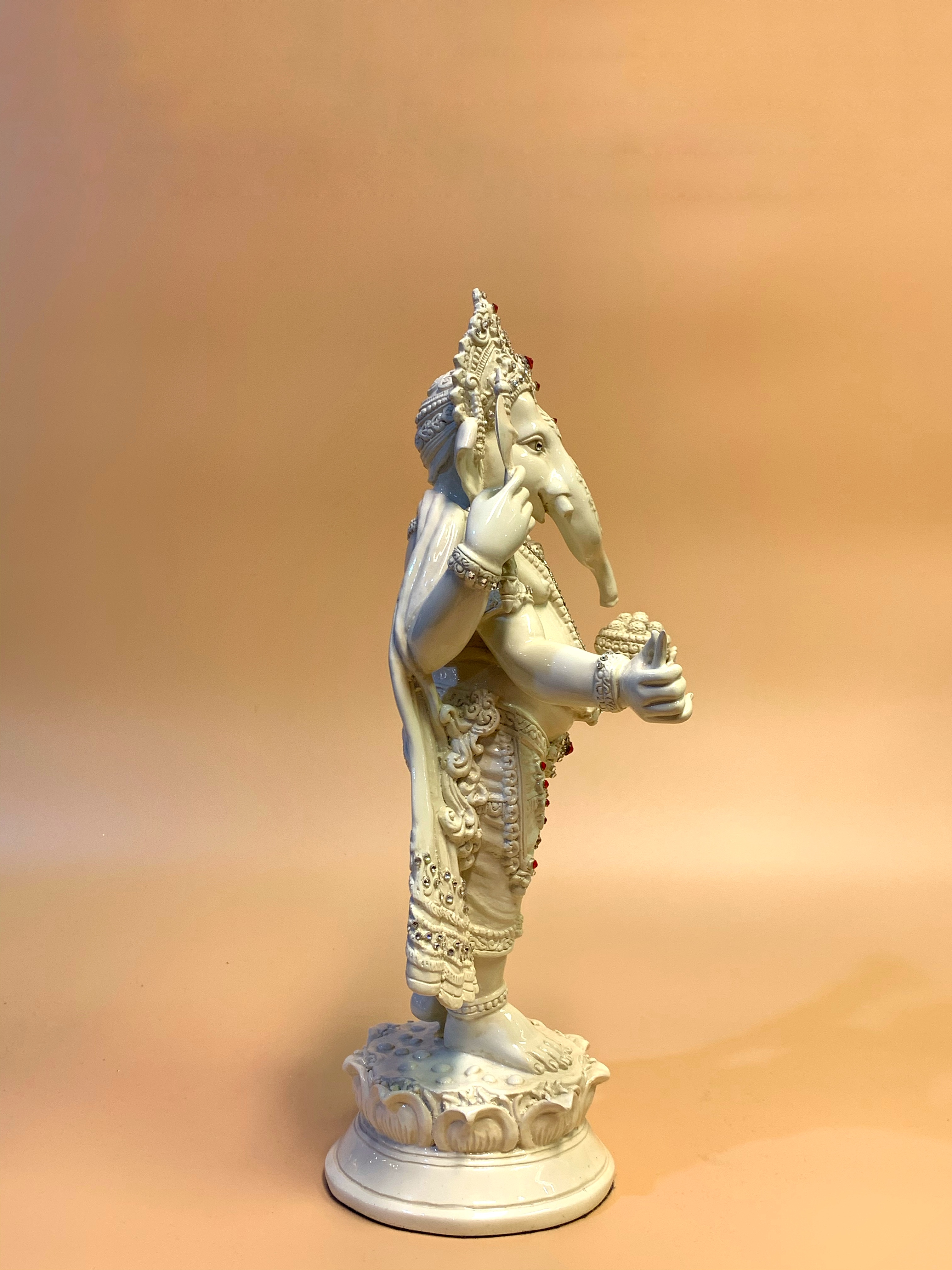 พระรีนาโมจัน คณปติ