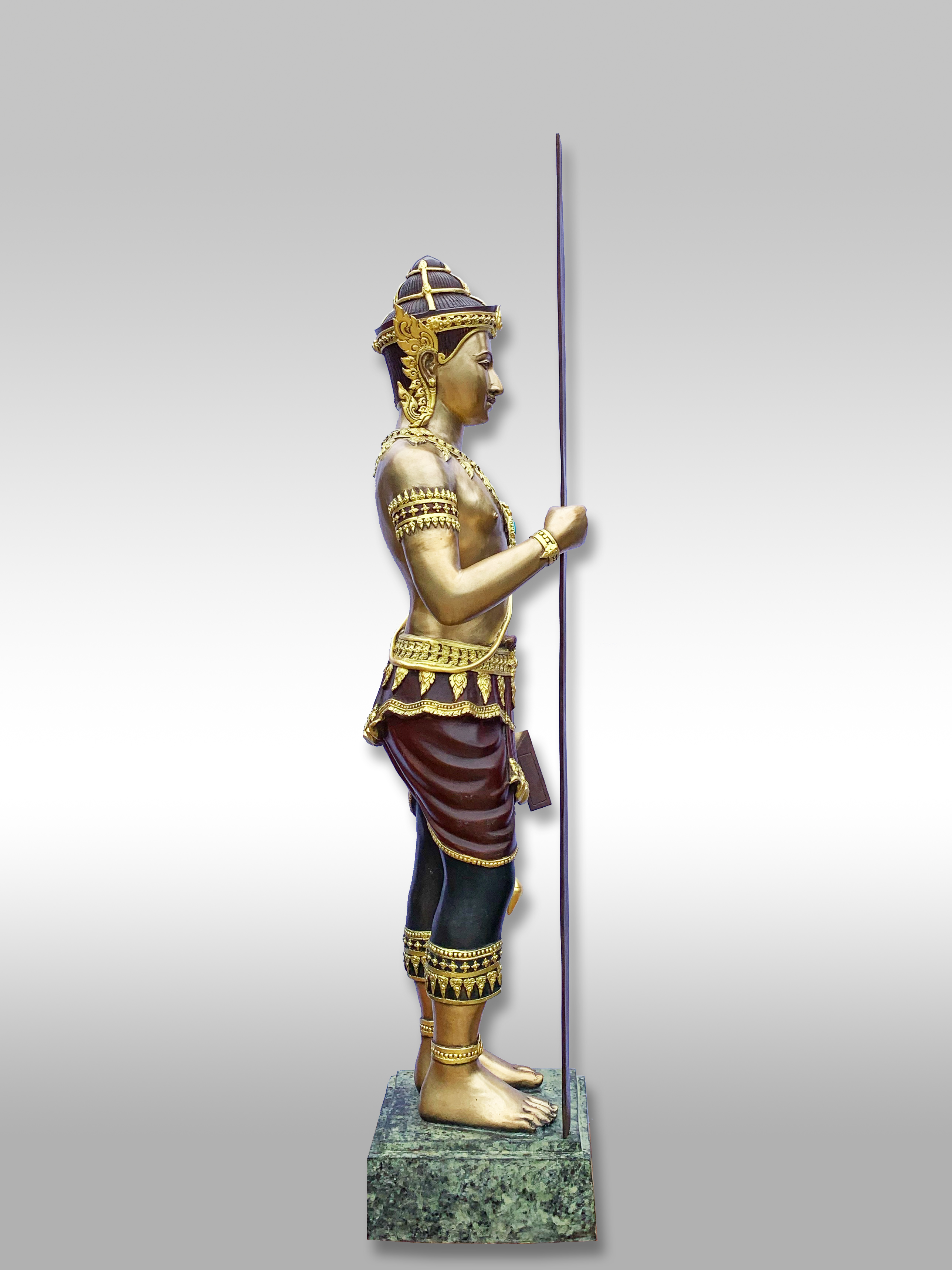 พระวิษณุกรรม หน้าตัก 16 นิ้ว (ถือไม้หลา)