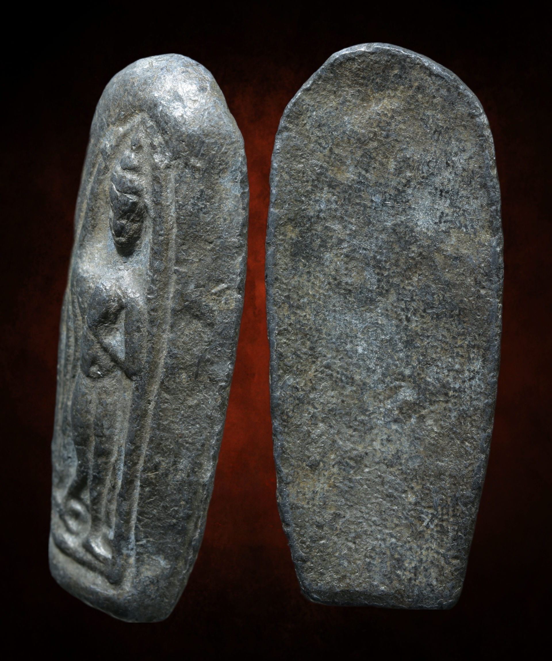 พระลีลาเม็ดขนุน เนื้อชินตะกั่ว