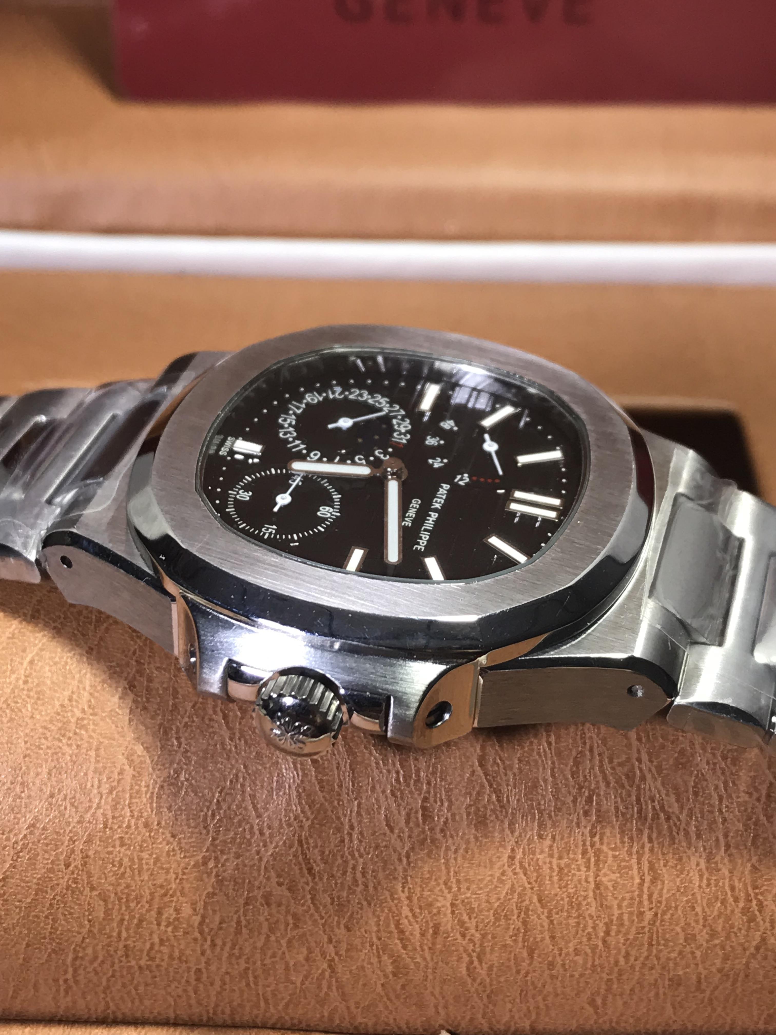 Patek Philippe (Power Reserve)