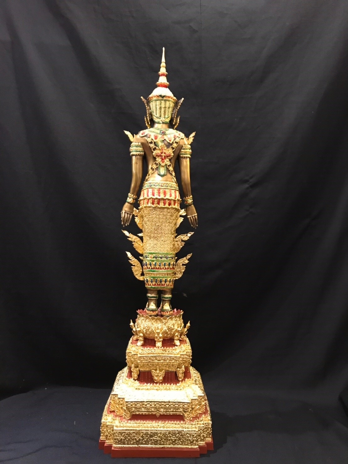 พระพุทธรูป ปางเปิดโลก ทรงเครื่องจักรพรรดิ์ หน้าตัก 9 นิ้ว