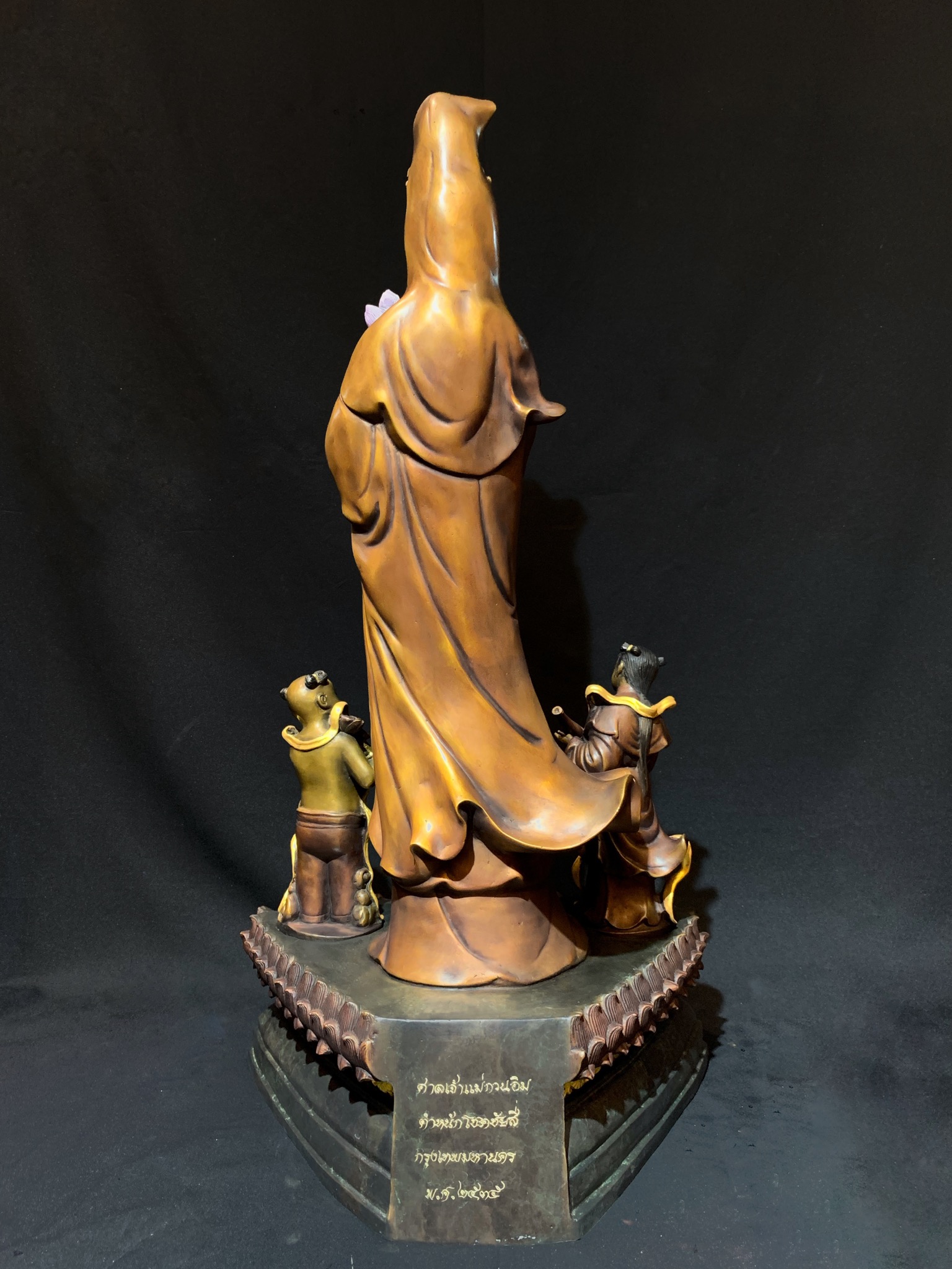 พระโพธิสัตว์กวนอิม ศาลเจ้าแม่กวนอิม(ตำหนักโชคชัย4)