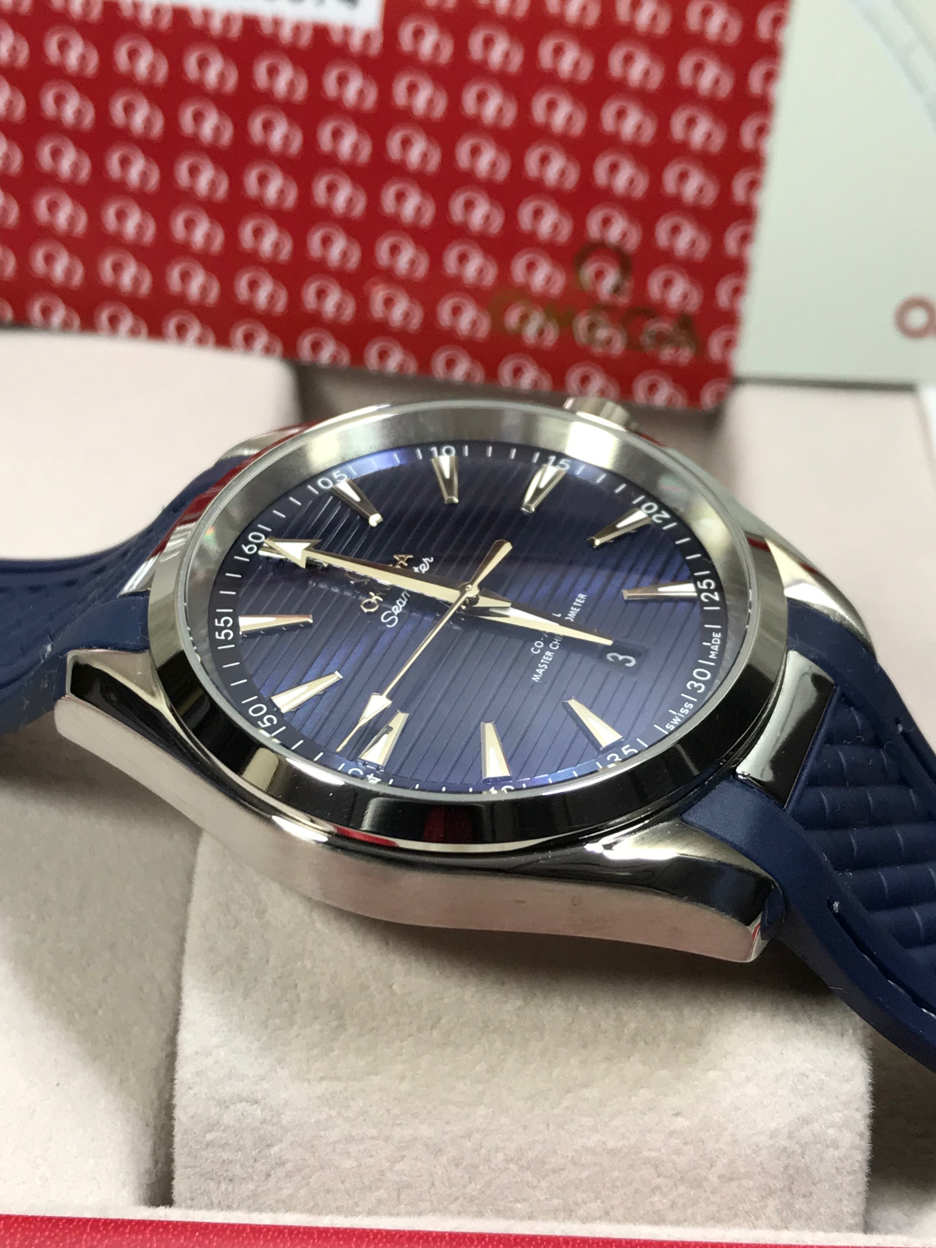 OMEGA Seamaster Aqua terra