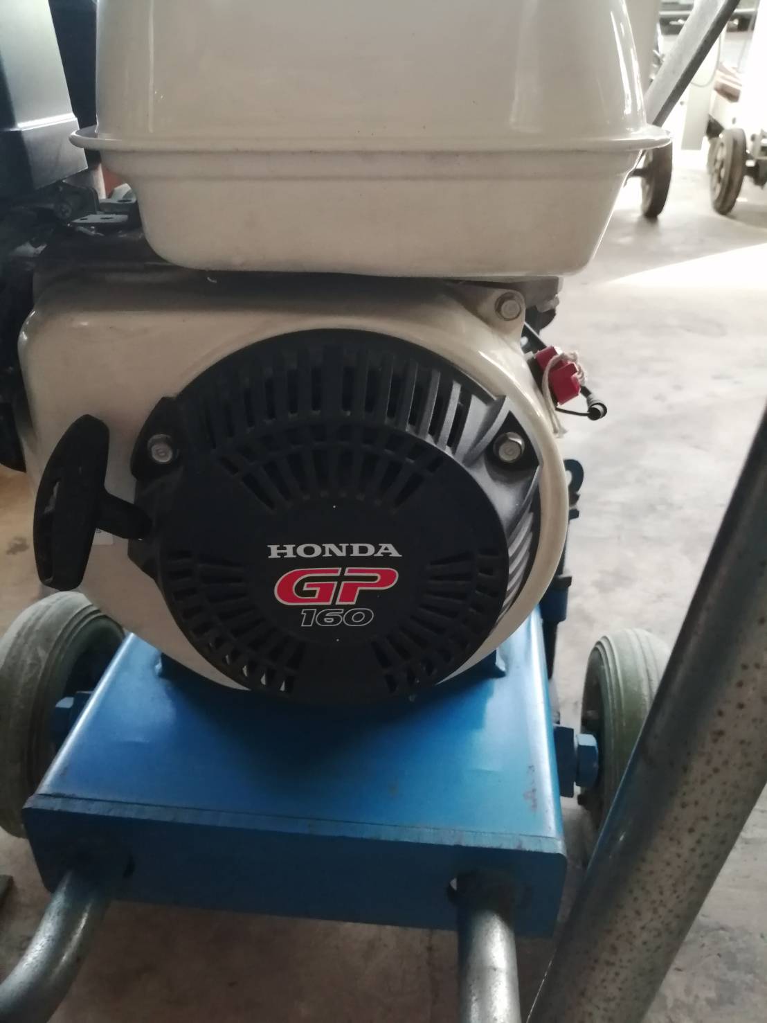 เครื่องขัดหินขัด พร้อมเครื่อง HONDA GP160