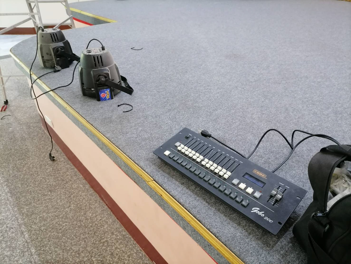 Goodsound Studio เข้าปรับปรุงระบบแสงบนเวทีประจำ อาคาร 2 ศรีวชิรธรรมสถาน
