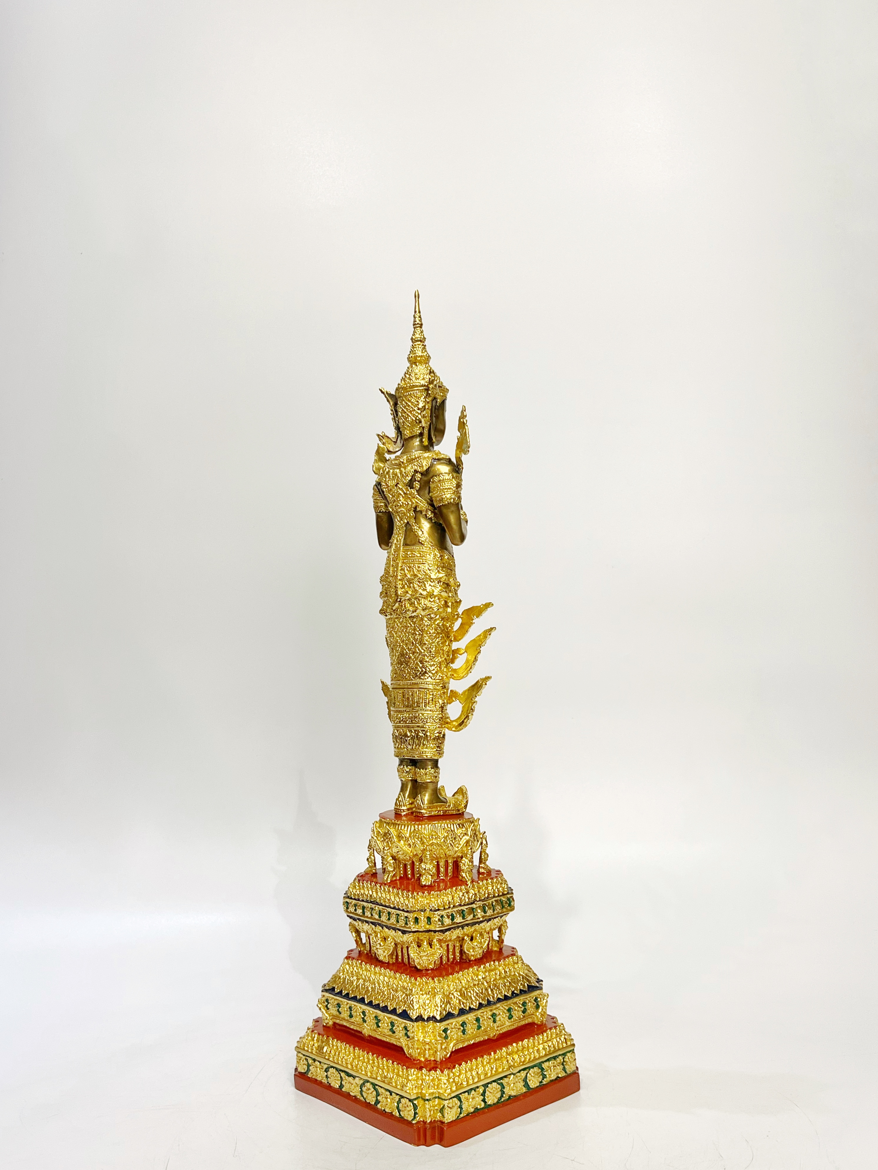 พระพุทธรูปปางรำพึง ทรงเครื่องจักพรรดิ์ หน้าตัก 5 นิ้ว